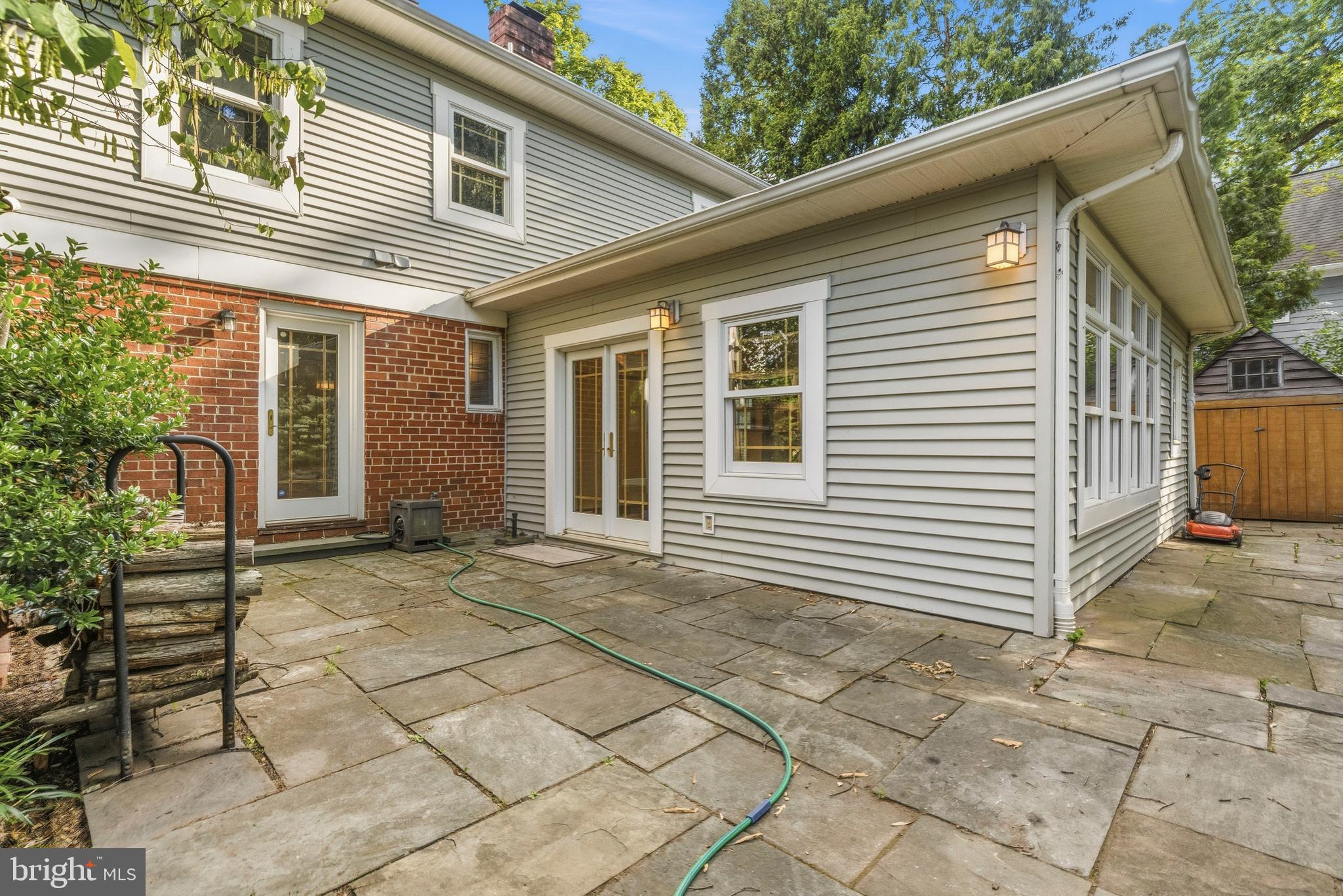 ALTA VISTA TERRACE - Residential
