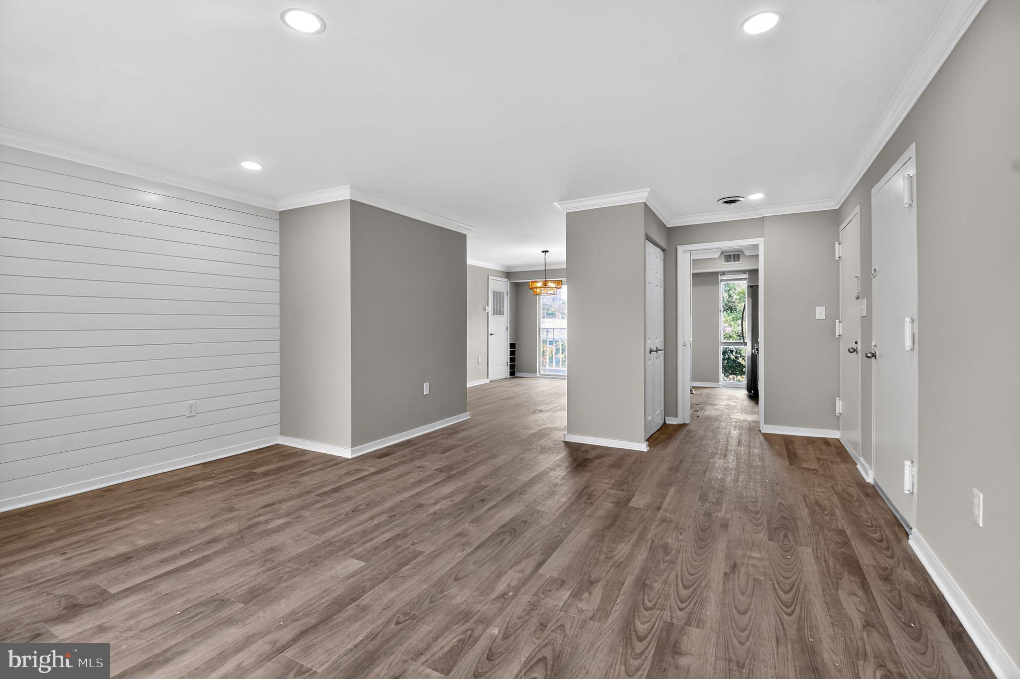 WESTCHESTER WEST - Residential