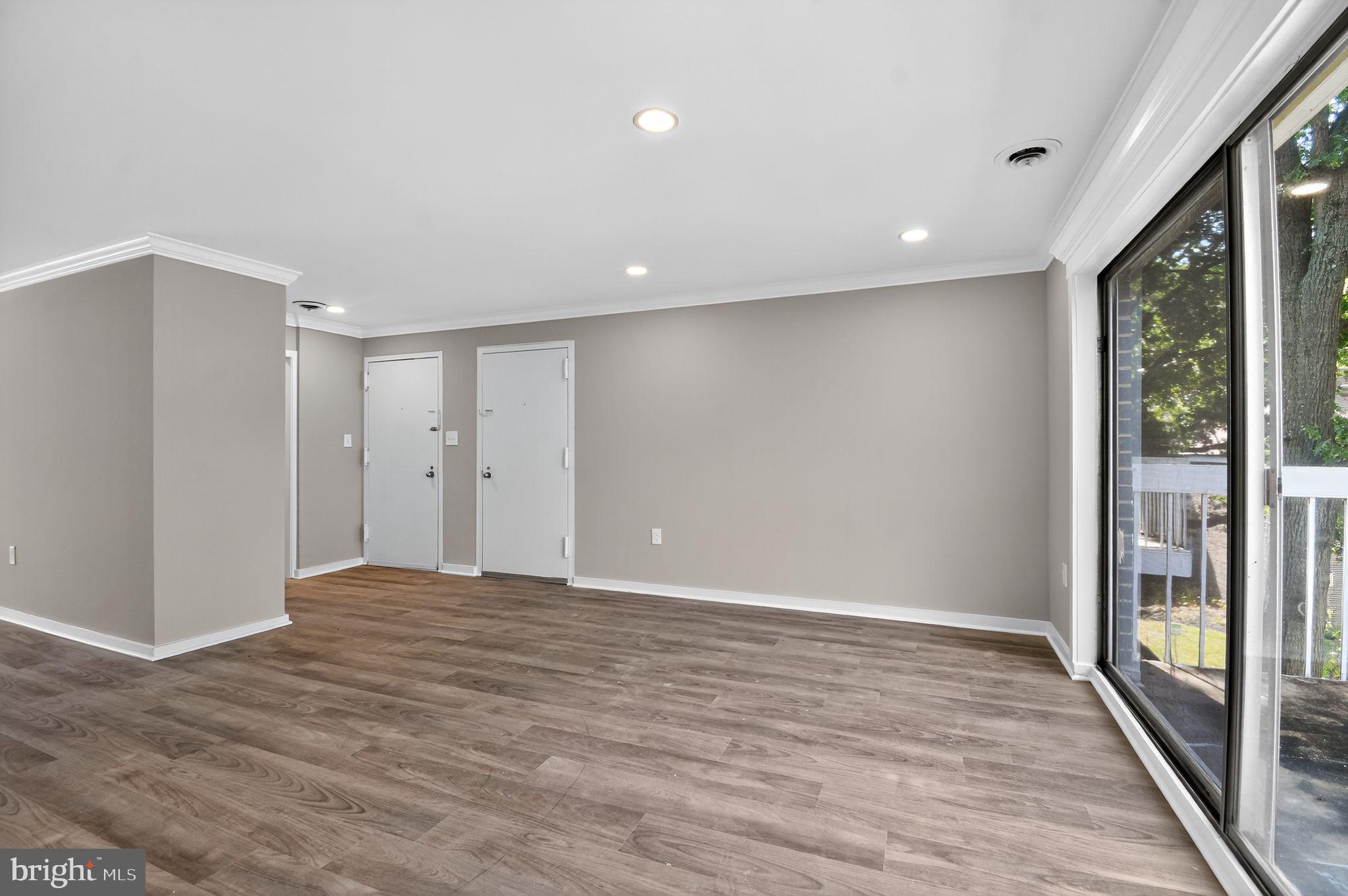 WESTCHESTER WEST - Residential