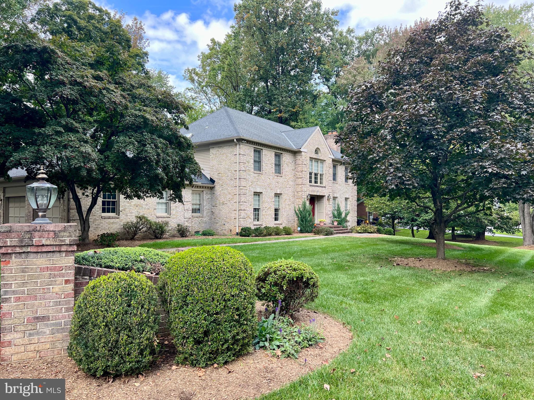 SUMMERWOOD - Residential