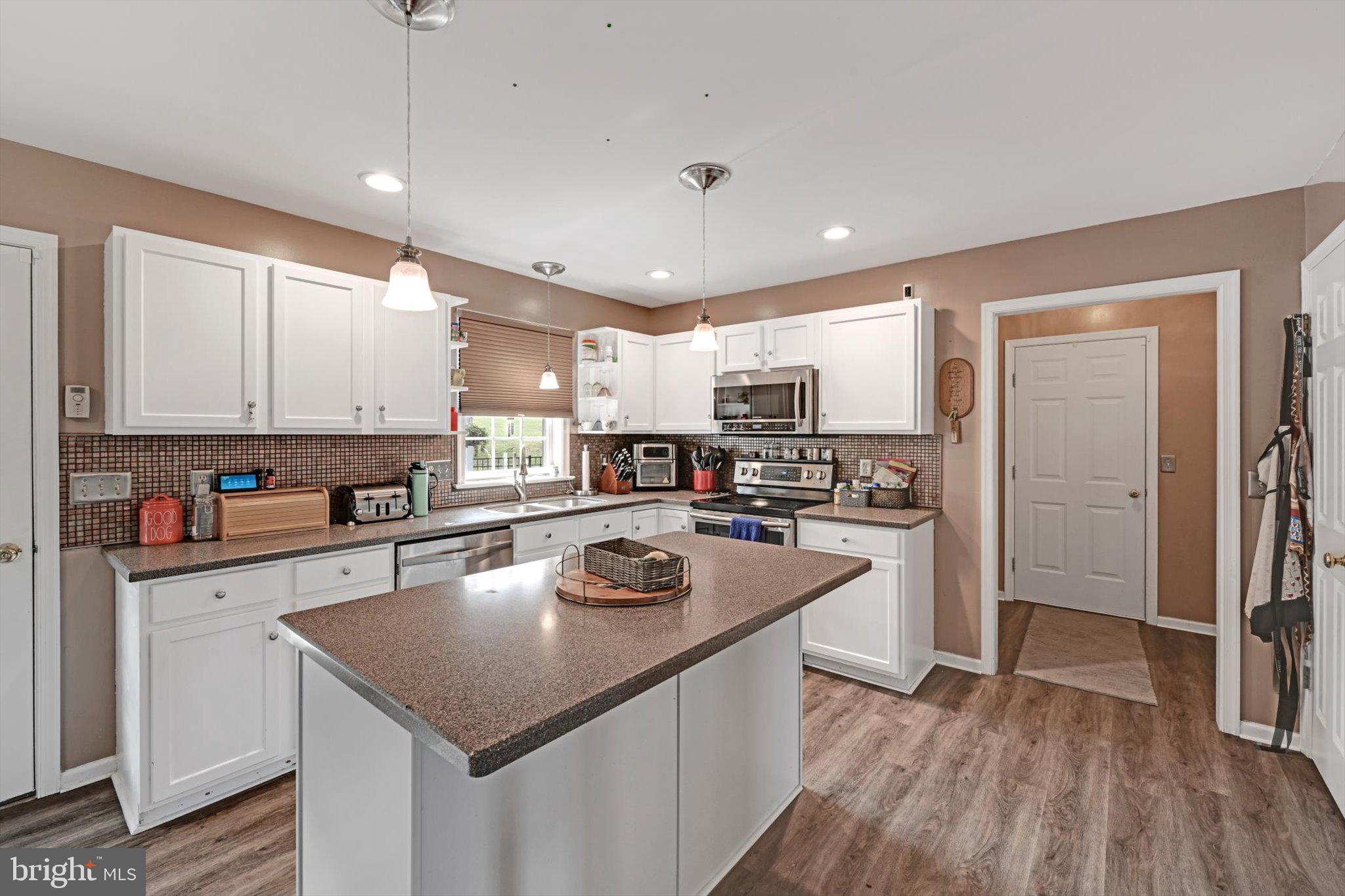 CHESTERFIELD ESTATES - Residential