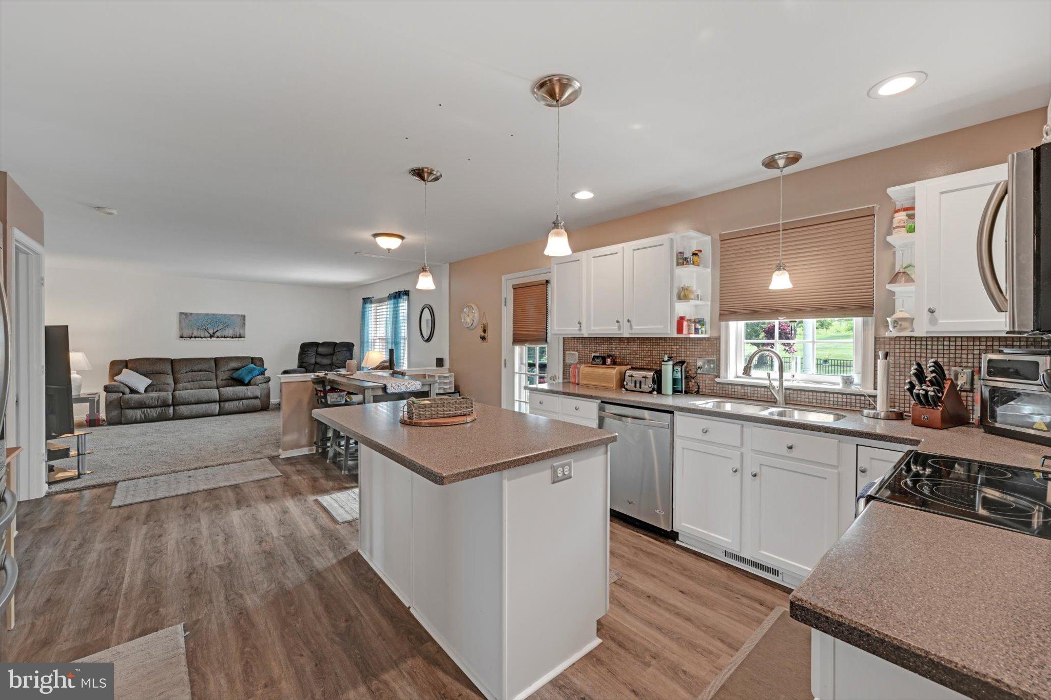 CHESTERFIELD ESTATES - Residential