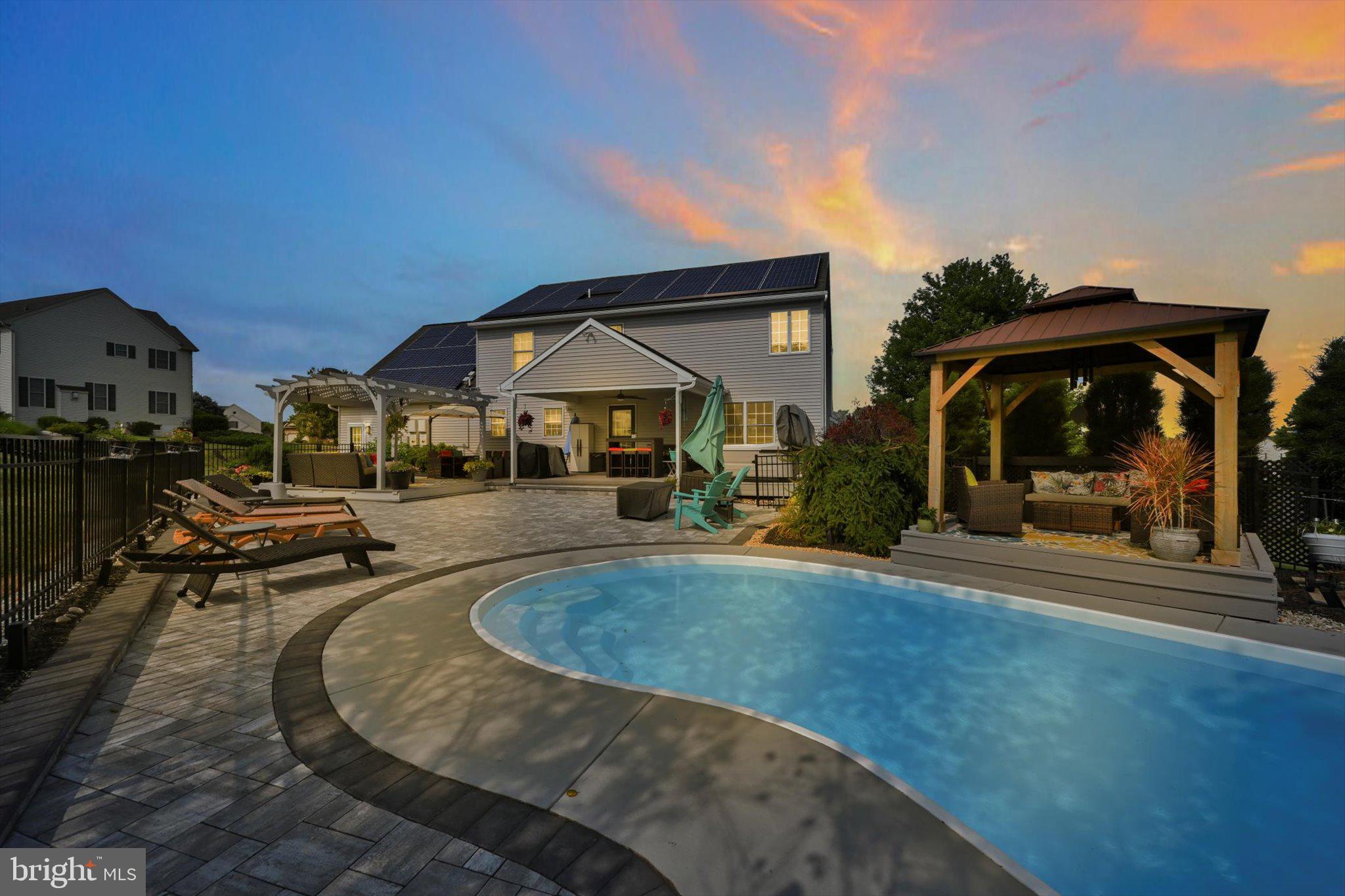 CHESTERFIELD ESTATES - Residential