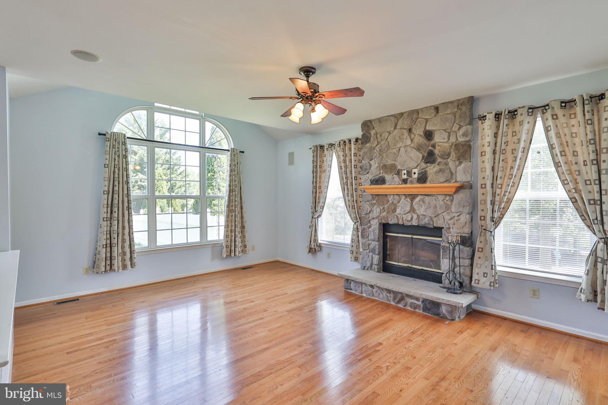STARLITE ESTATES - Residential