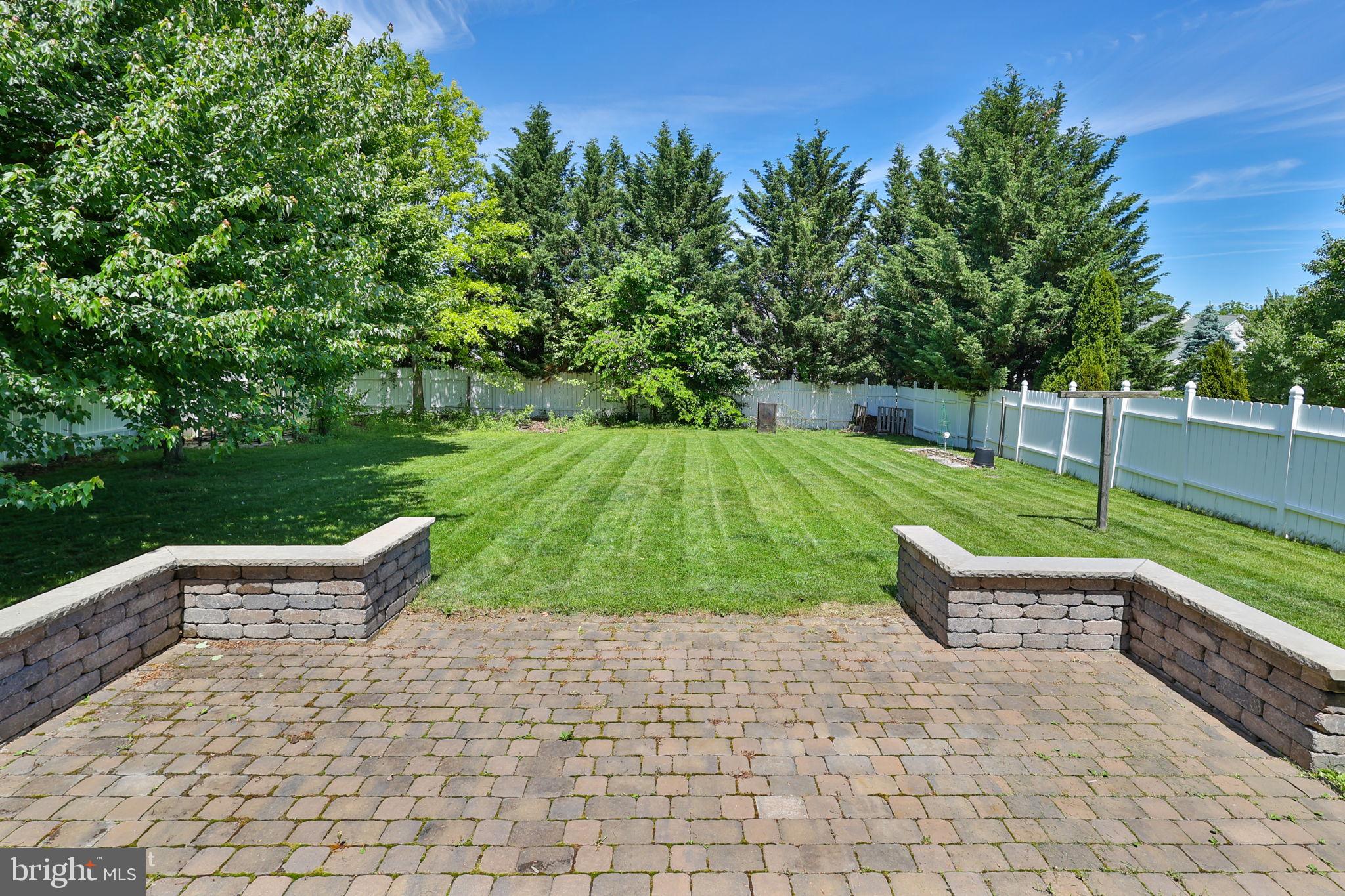 STARLITE ESTATES - Residential