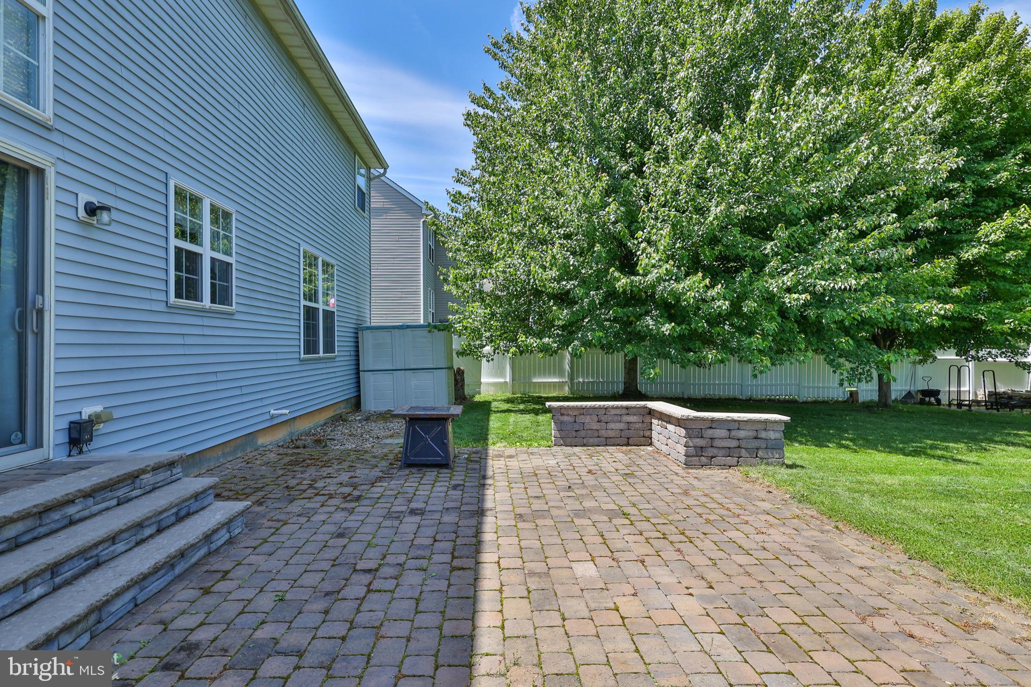 STARLITE ESTATES - Residential
