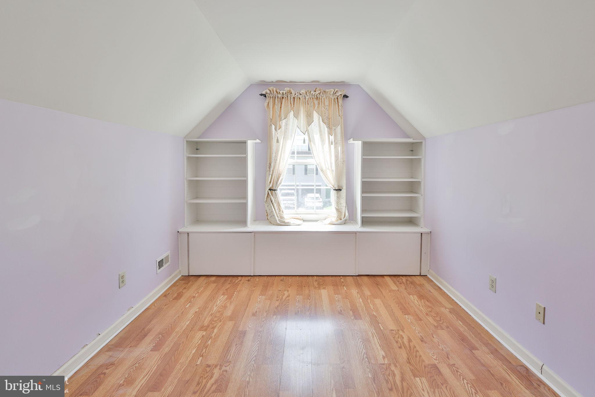STARLITE ESTATES - Residential