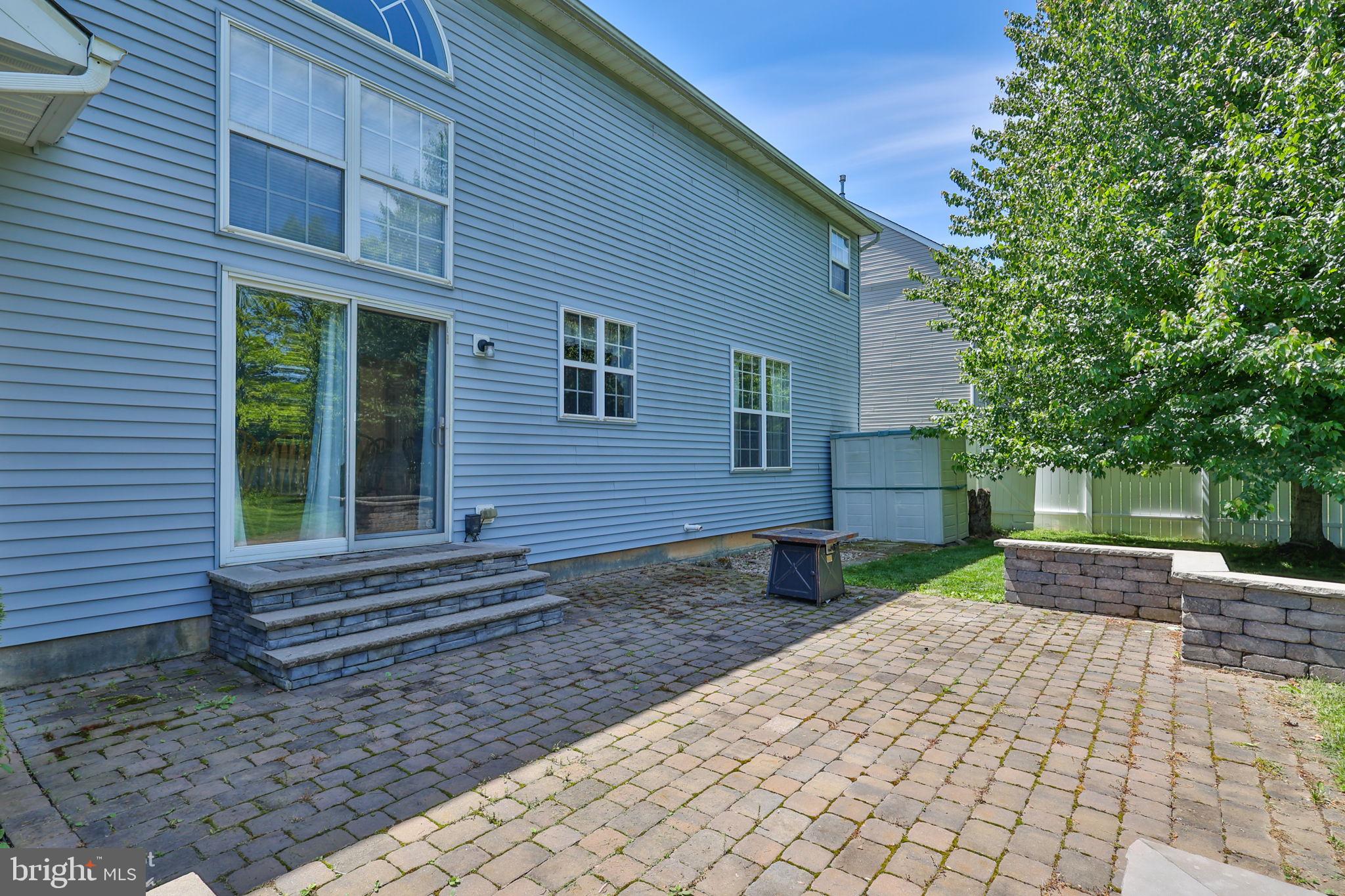 STARLITE ESTATES - Residential