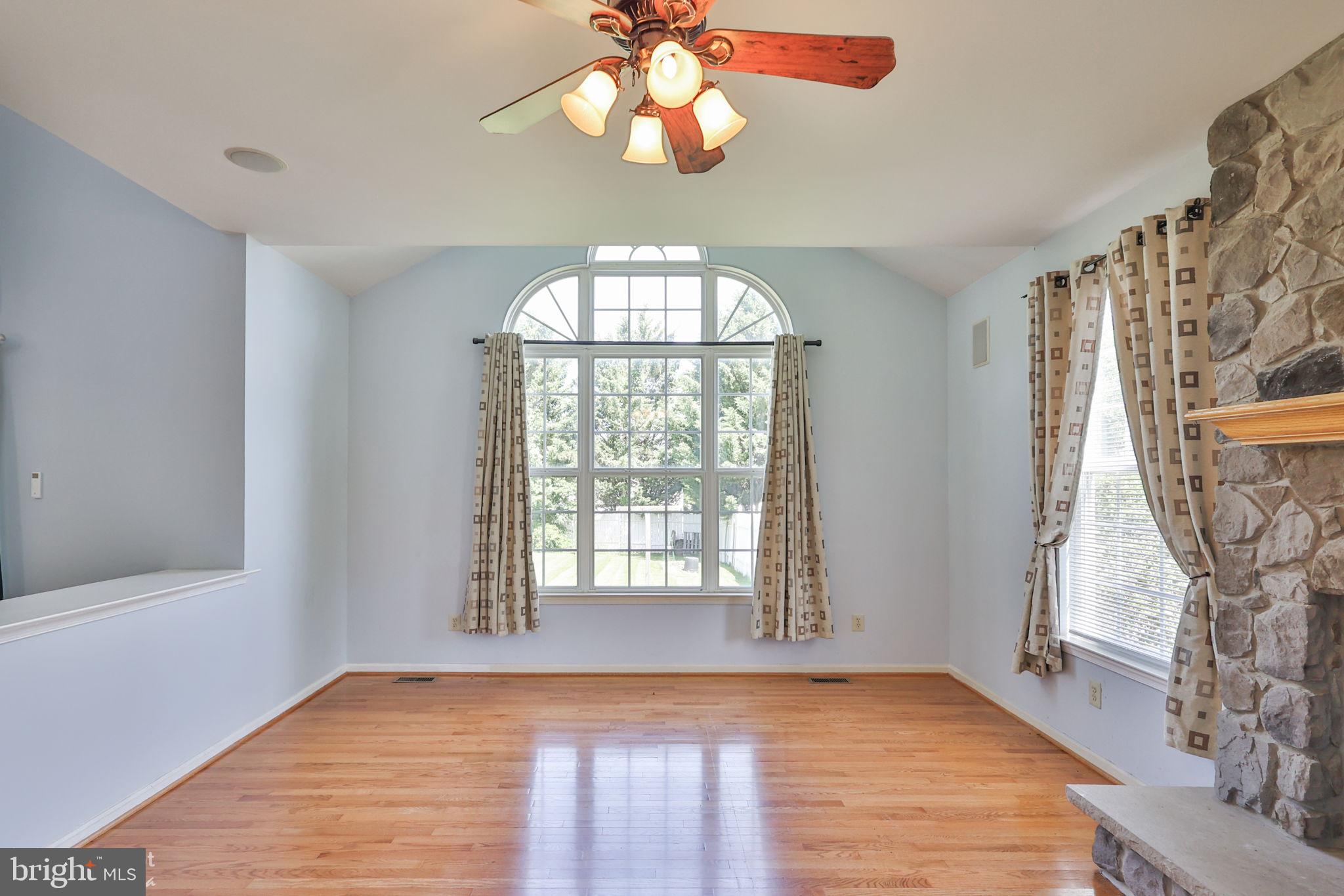 STARLITE ESTATES - Residential
