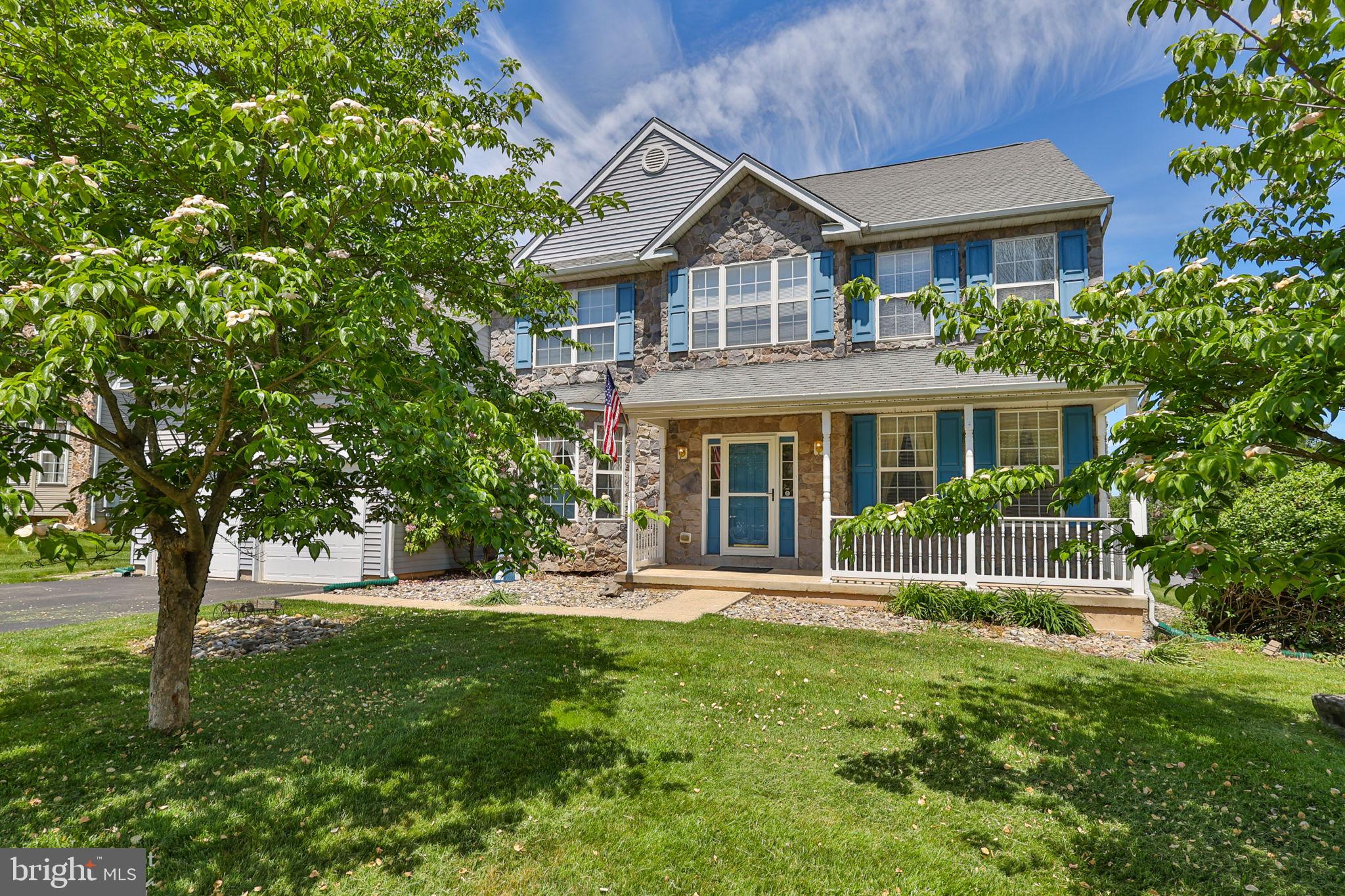 STARLITE ESTATES - Residential
