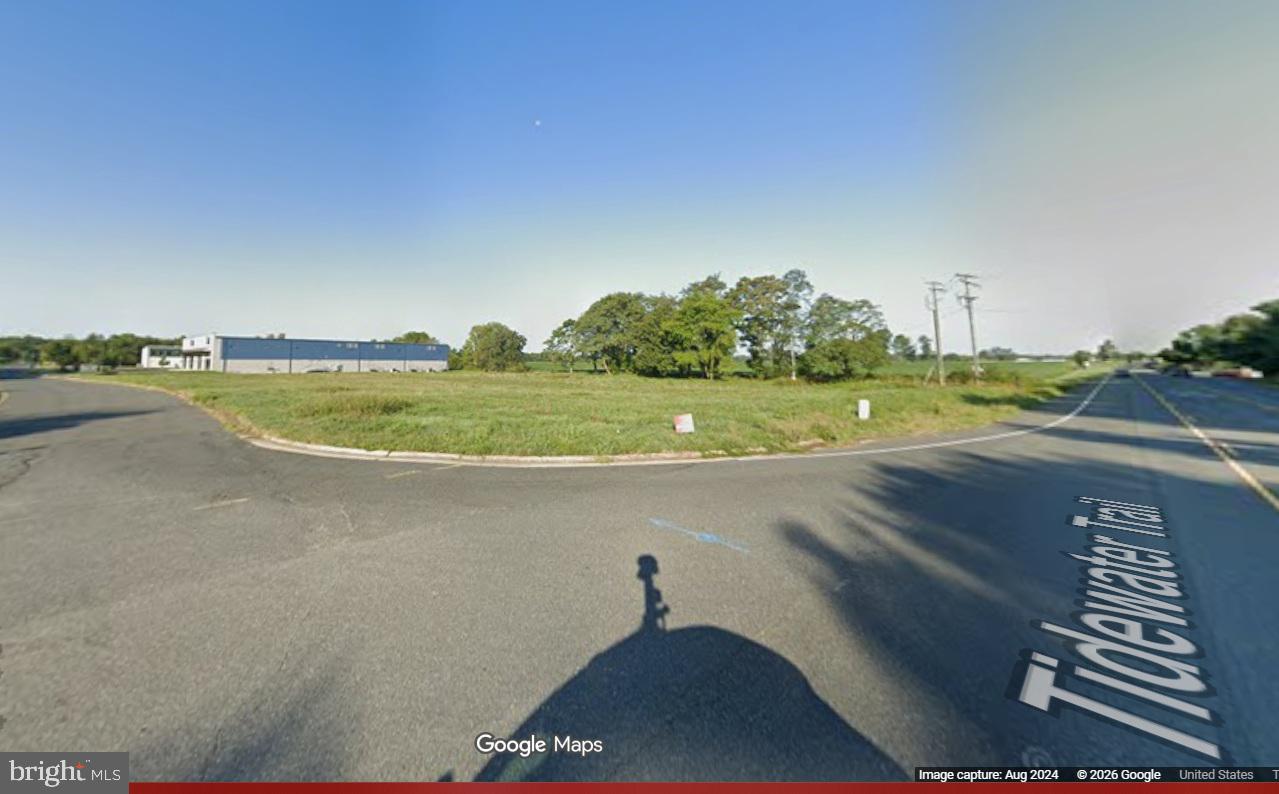 FREDERICKSBURG BUSINESS PARK - Land