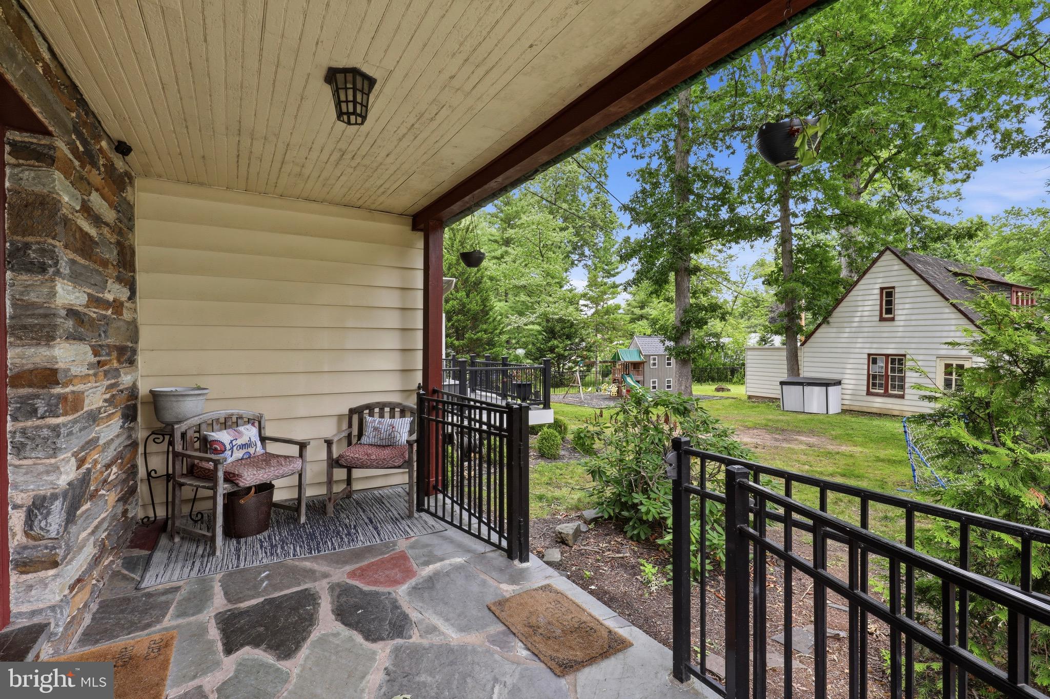ELM TERRACE - Residential