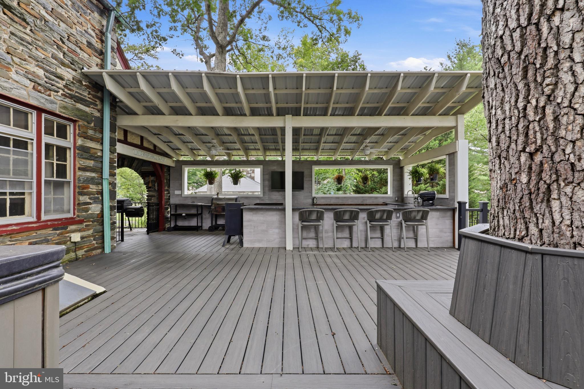 ELM TERRACE - Residential