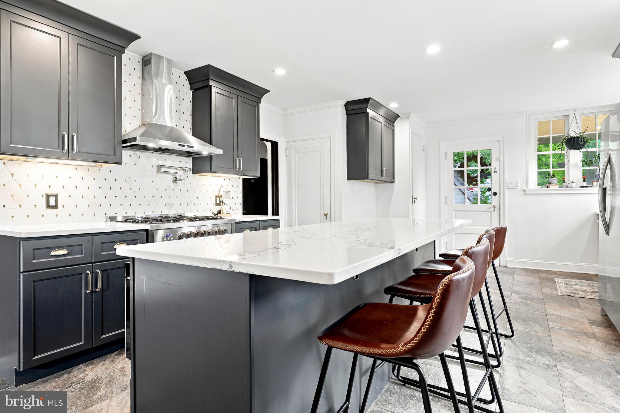 ELM TERRACE - Residential