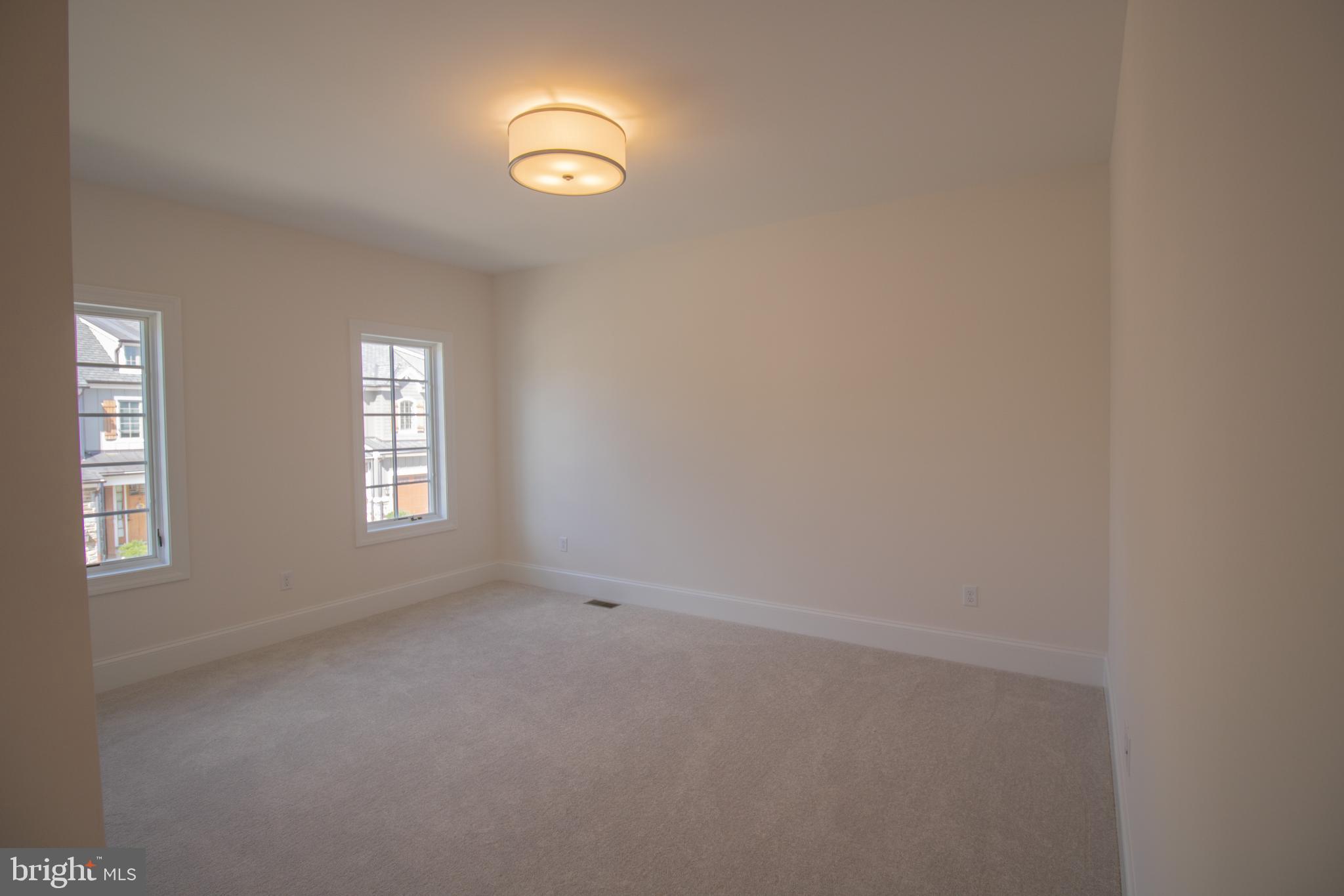 COLUMBIA PLACE - Residential