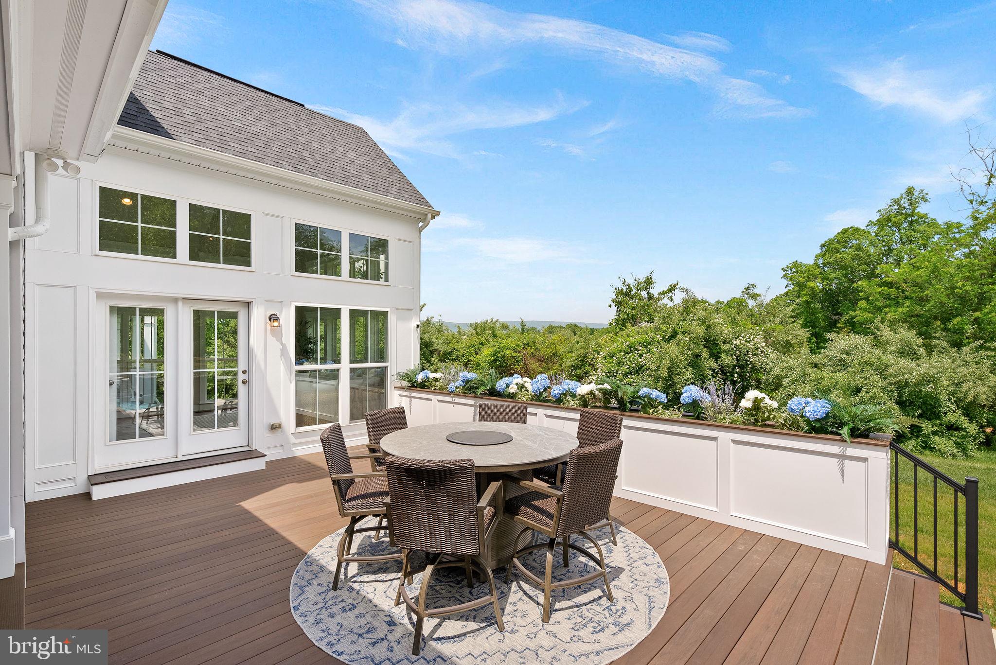 THE BLUFFS AT SLEETER LAKE - Residential