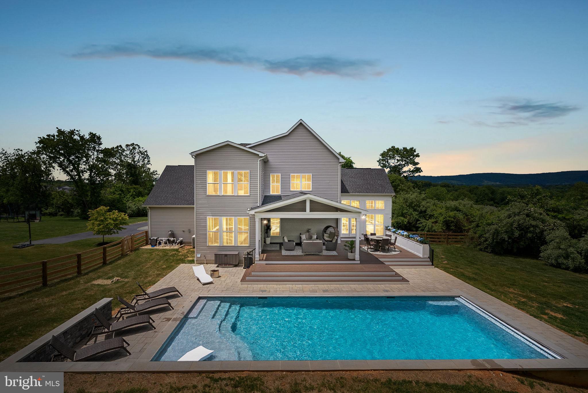 THE BLUFFS AT SLEETER LAKE - Residential