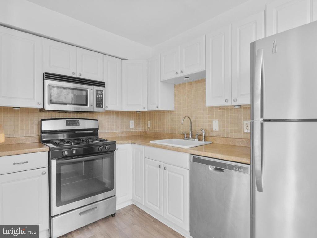 DREXEL HILL - Residential Income