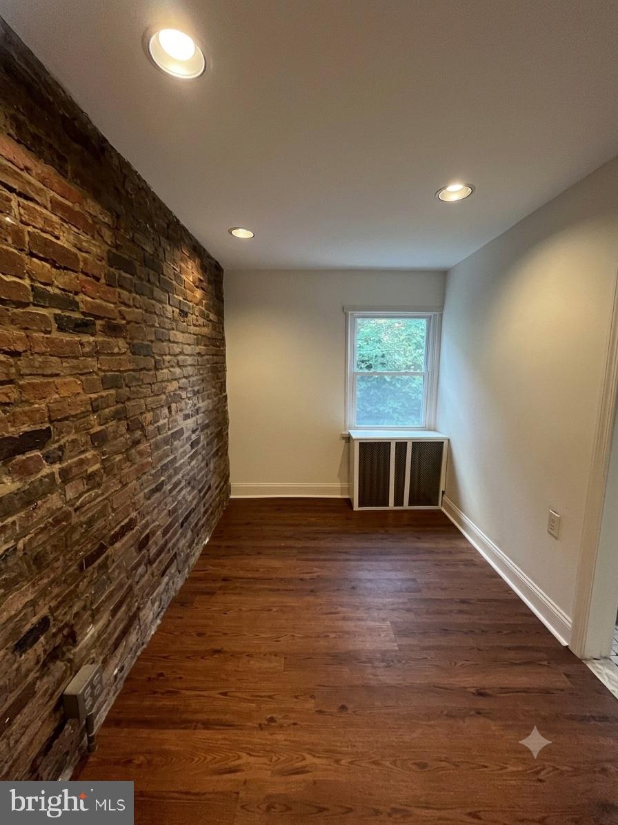RICHMOND - Residential