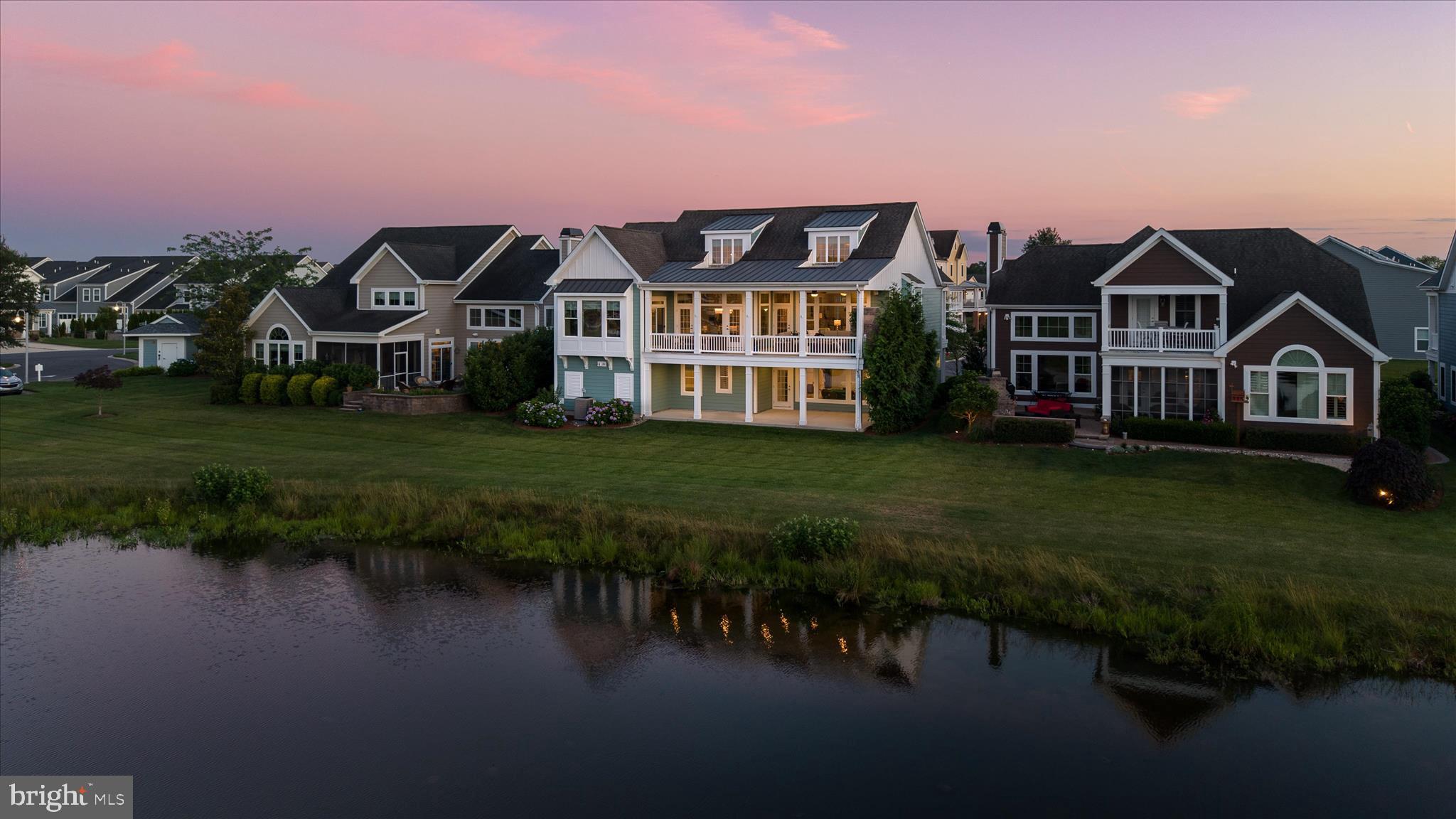 PENINSULA - Residential