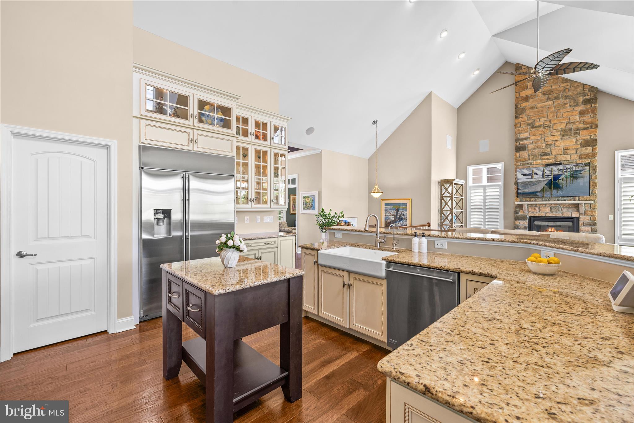 PENINSULA - Residential