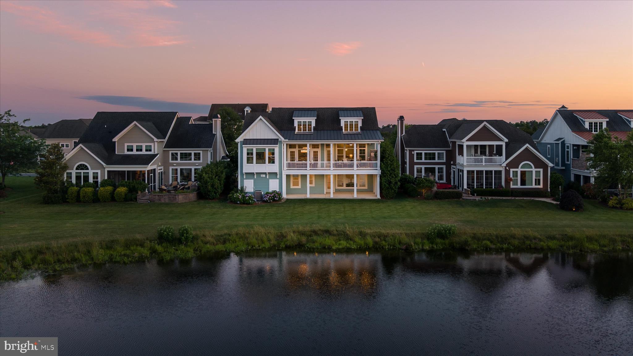 PENINSULA - Residential
