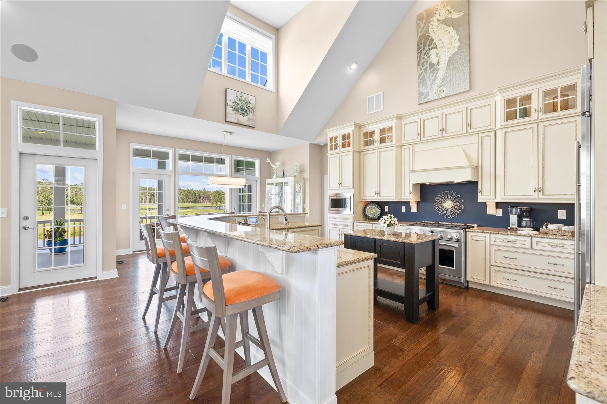 PENINSULA - Residential