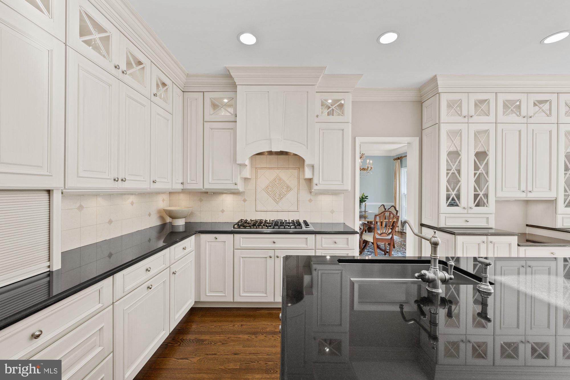 CEDARS OF MC LEAN - Residential