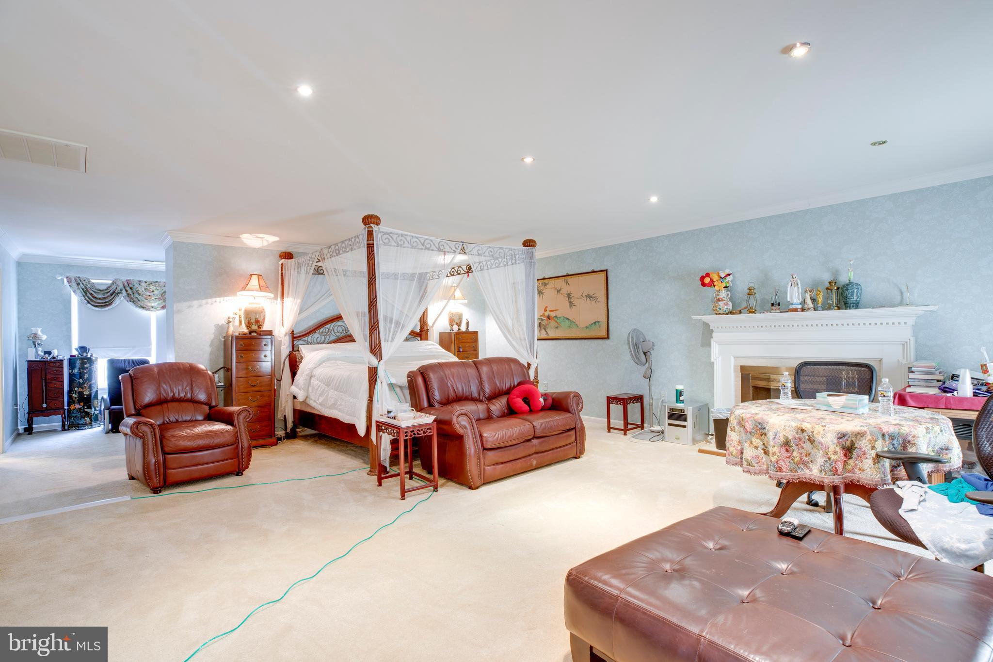 BRIARLYNN ESTATES - Residential