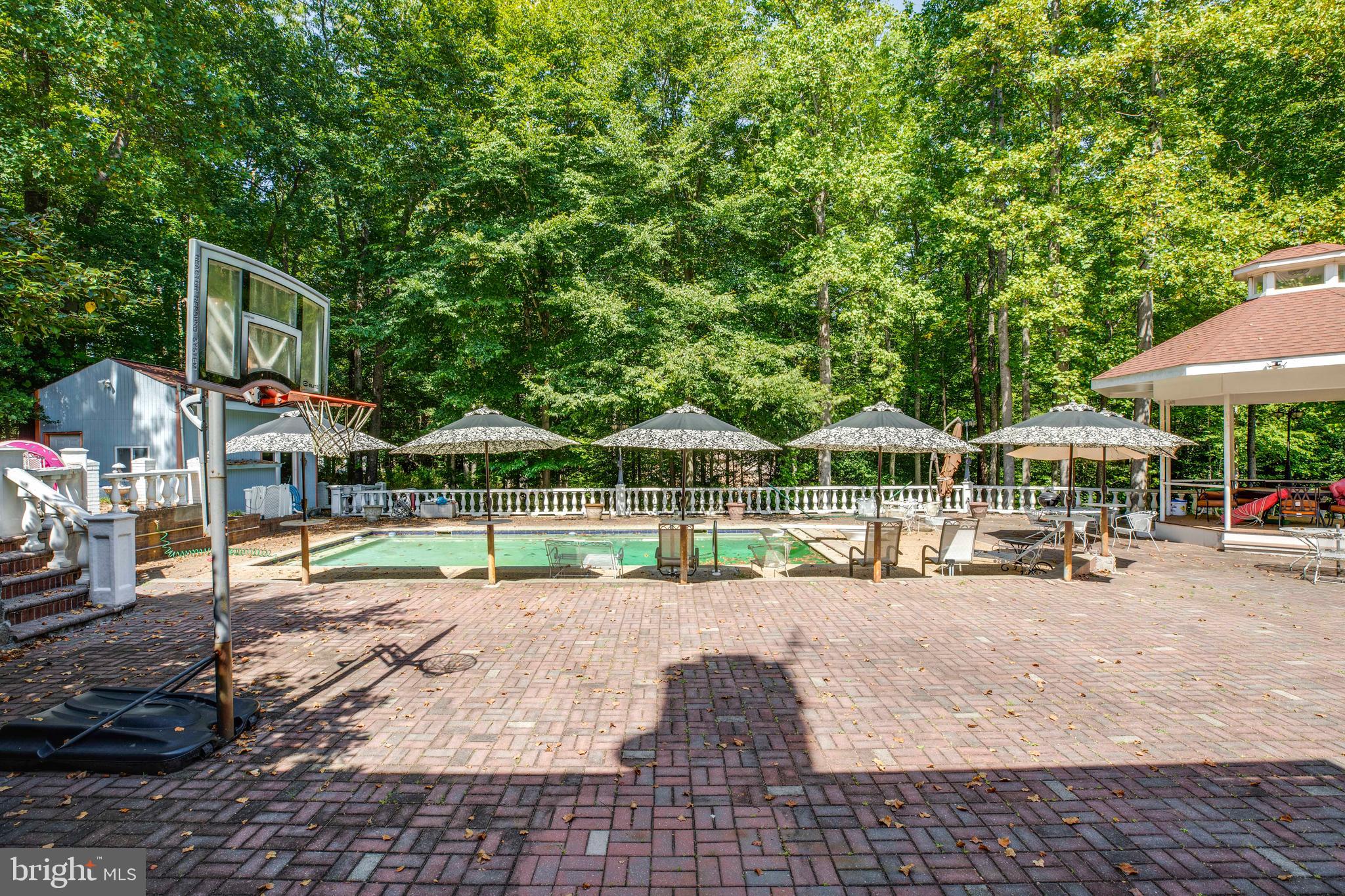 BRIARLYNN ESTATES - Residential