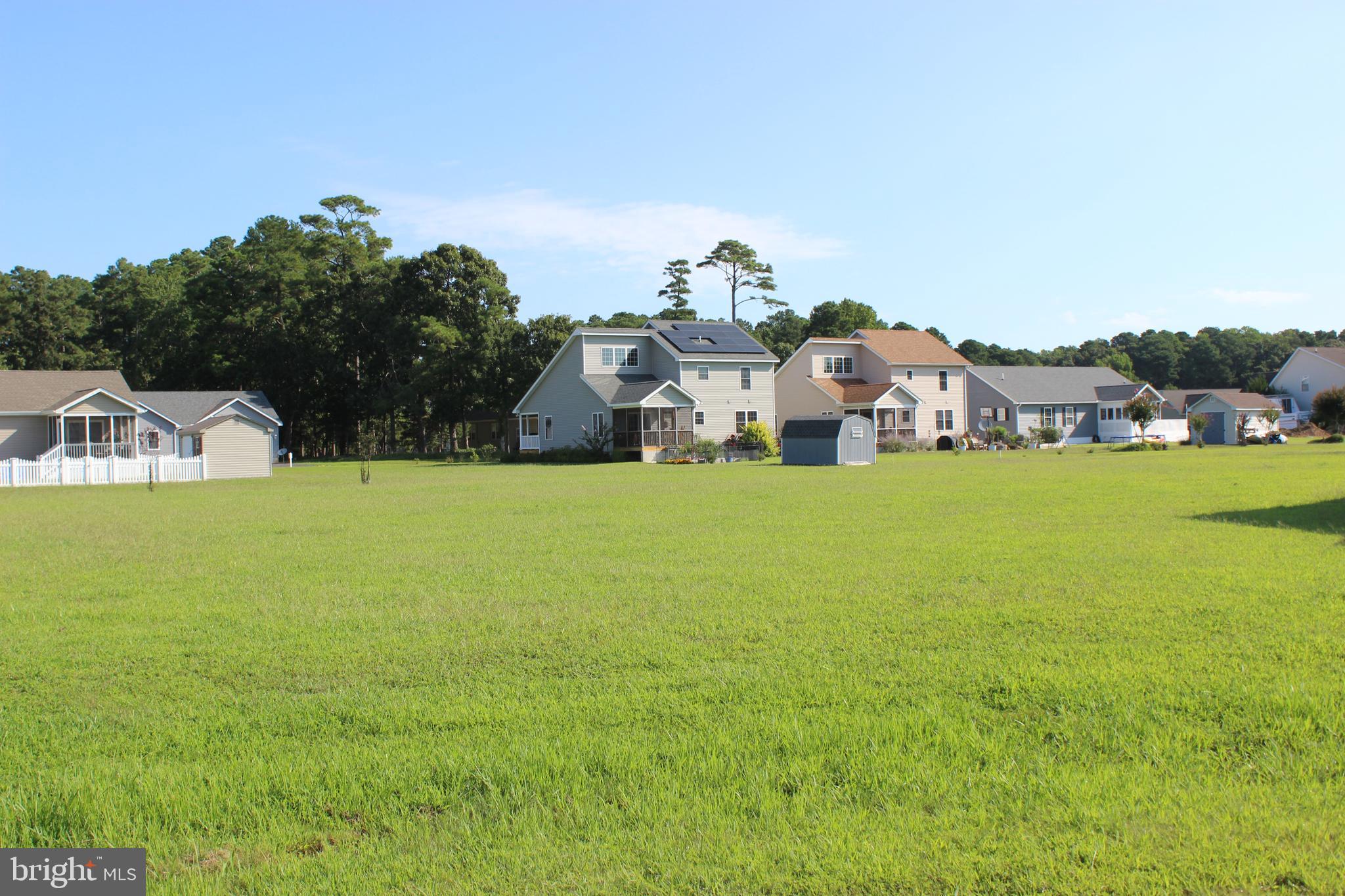 8/52 Oversized cleared lot (15, 468) tucked away on a quiet cul-de-sac. Survey & 3 BR Cert Letter on File. Lot has water availability. Buy now and build later, take advantage of this great buy! No time frame to build, no builder tie-in. Come and enjoy all the amenities and the lifestyle on the Eastern Shore of VA. Captains Cove is the Eastern Shore of Virginias fastest growing Golf & Waterfront community; close to Chincoteague Island, Wallops Island and Ocean City MD. HOA amenities: Prestine 9 Hole Golf Course, indoor/outdoor pools (2), fitness center, basketball & pickle-ball courts, boat ramp, docks, playground, picnic area, biking & walking trails, dog park security and so much more.