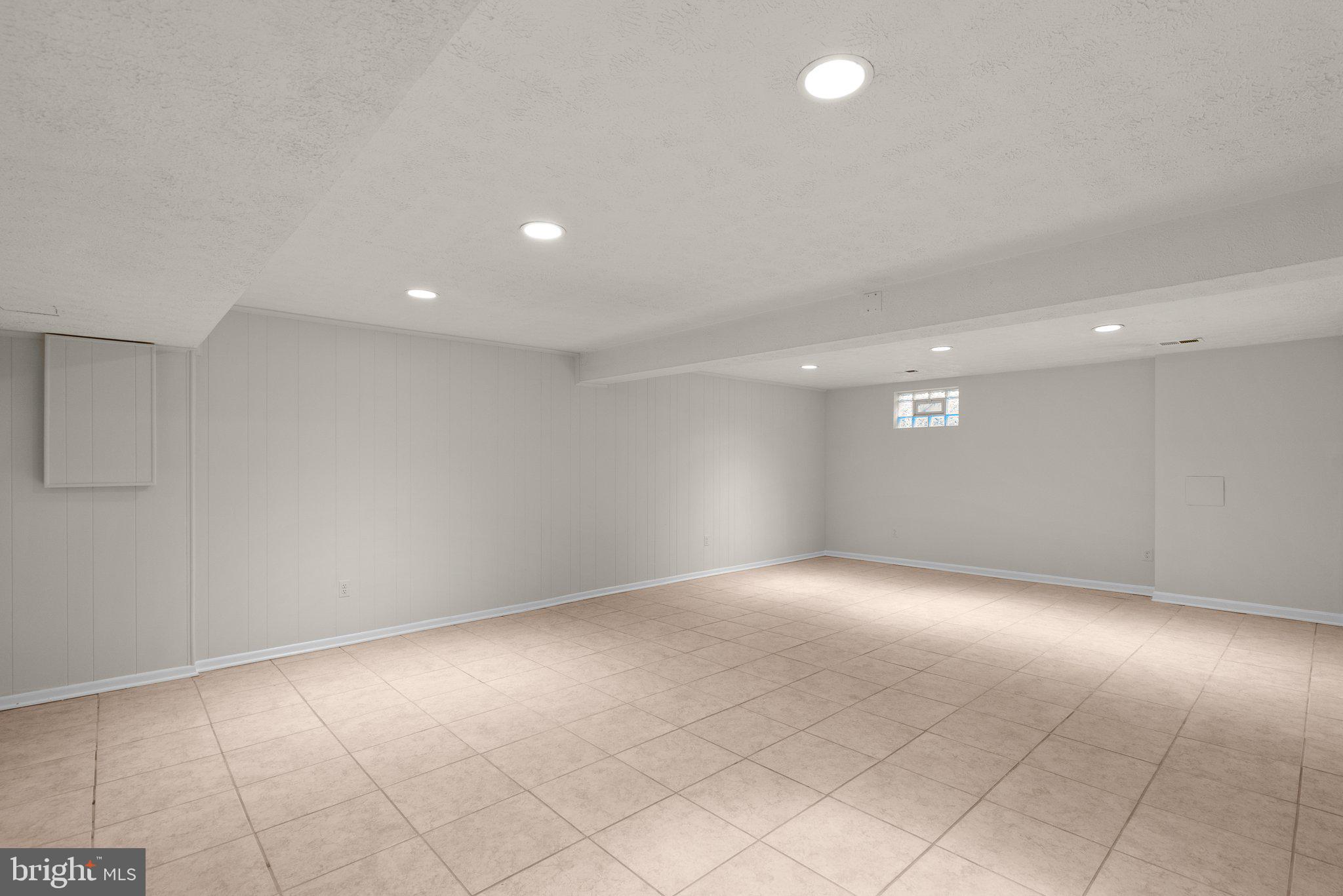 BRIARS ACRES - Residential