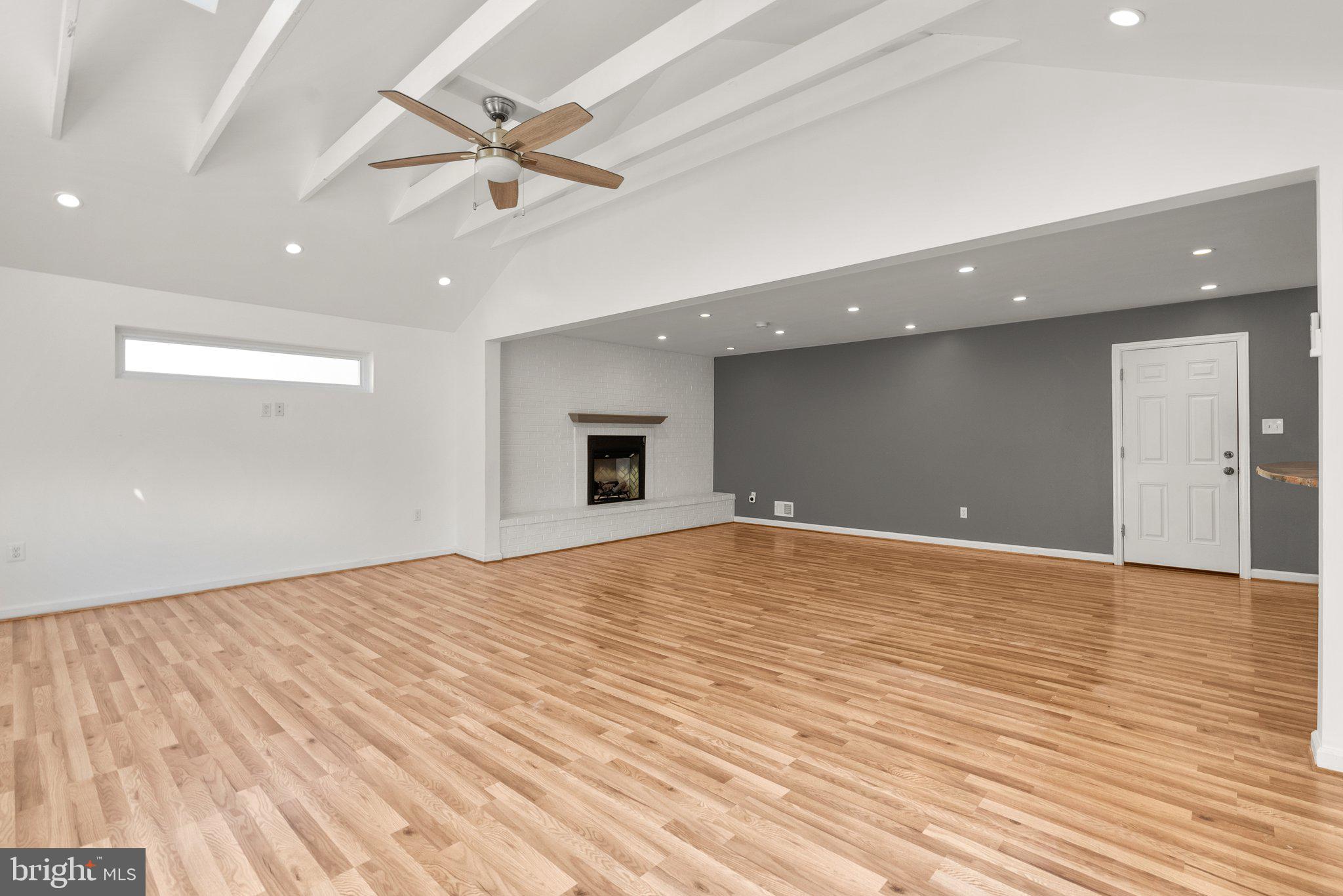 BRIARS ACRES - Residential