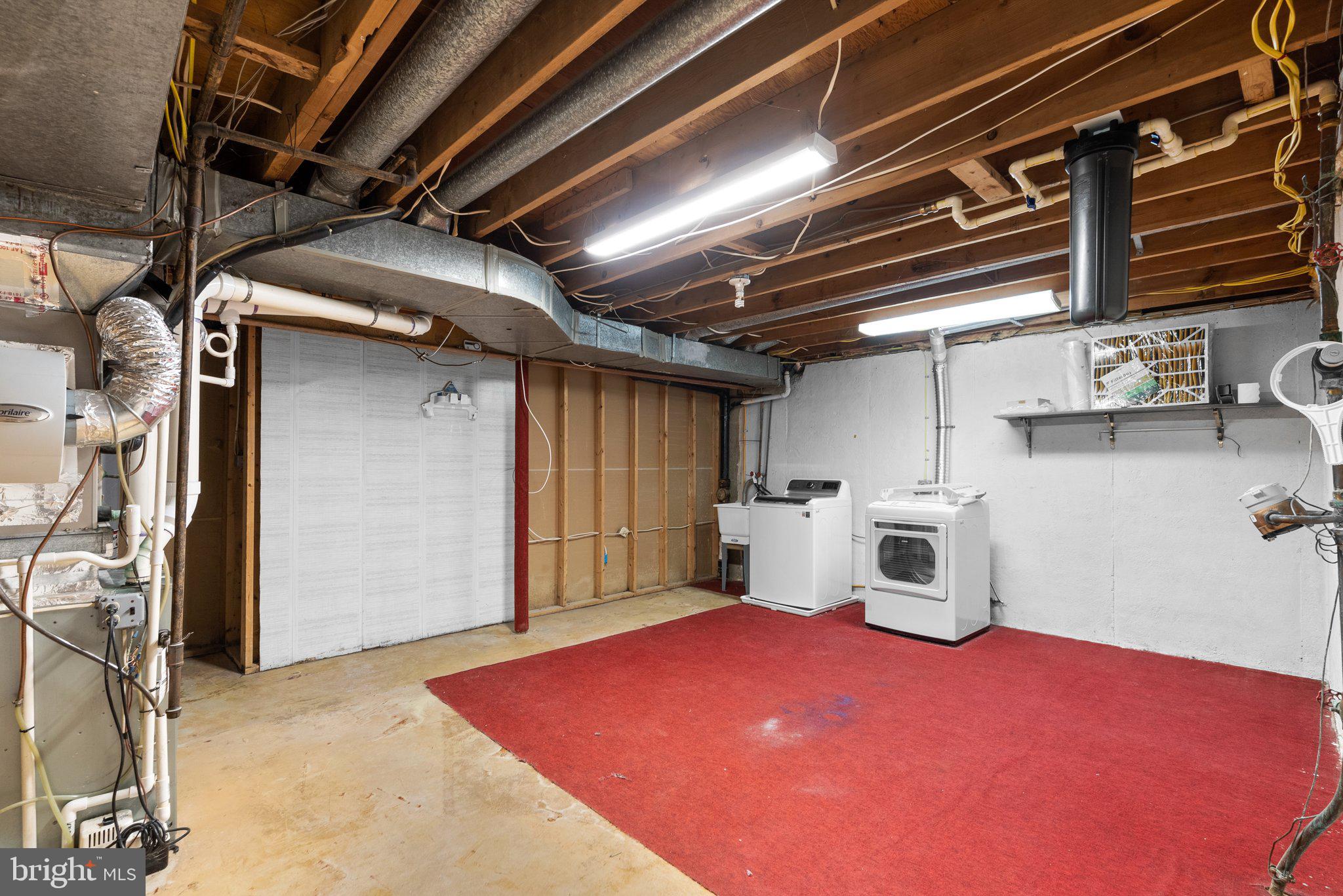 BRIARS ACRES - Residential