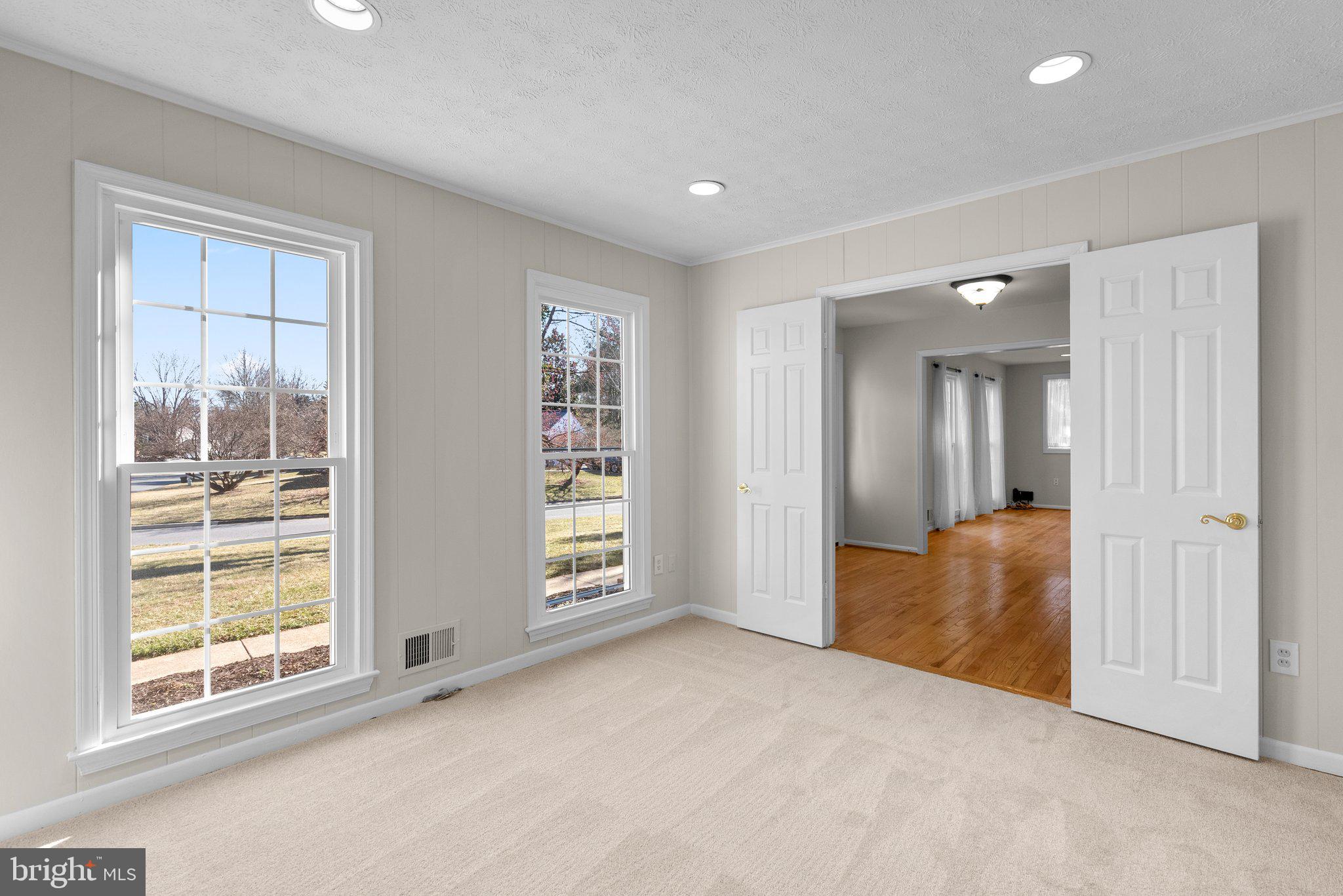 BRIARS ACRES - Residential