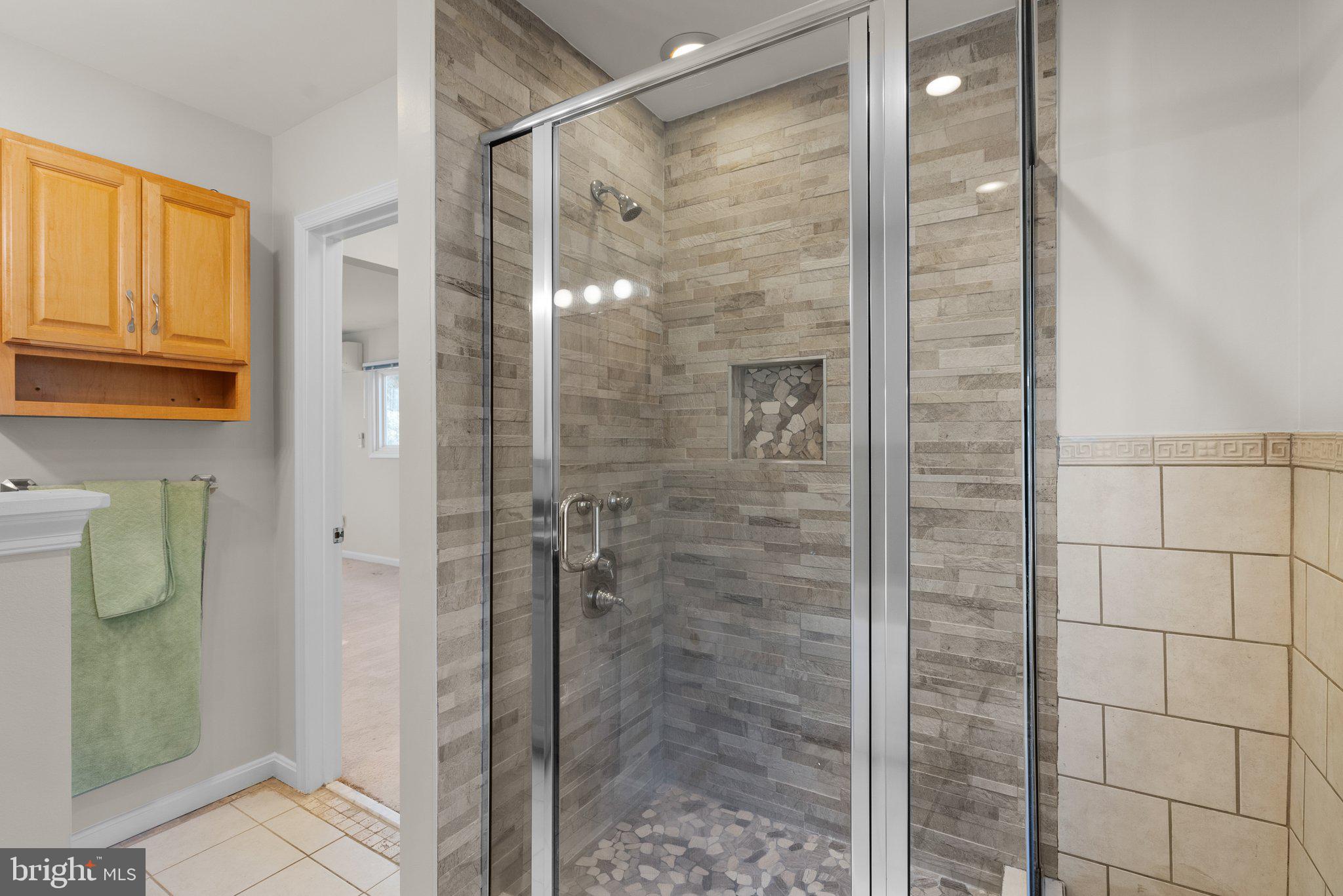 BRIARS ACRES - Residential