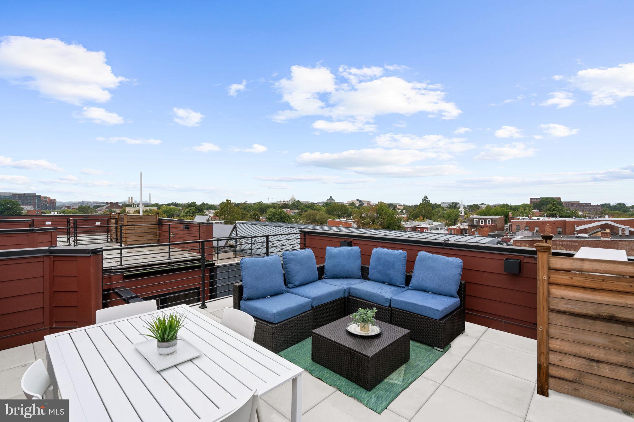 CAPITOL HILL - Residential
