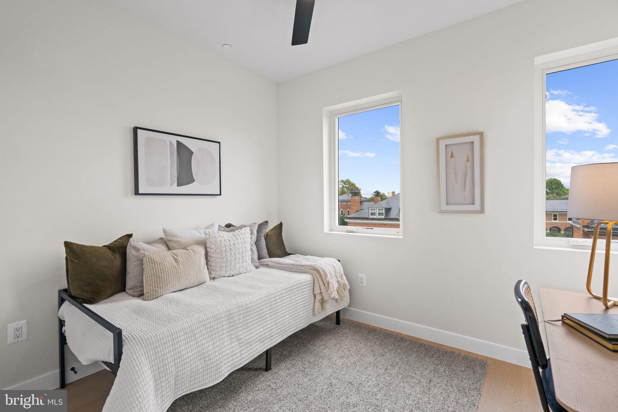 CAPITOL HILL - Residential