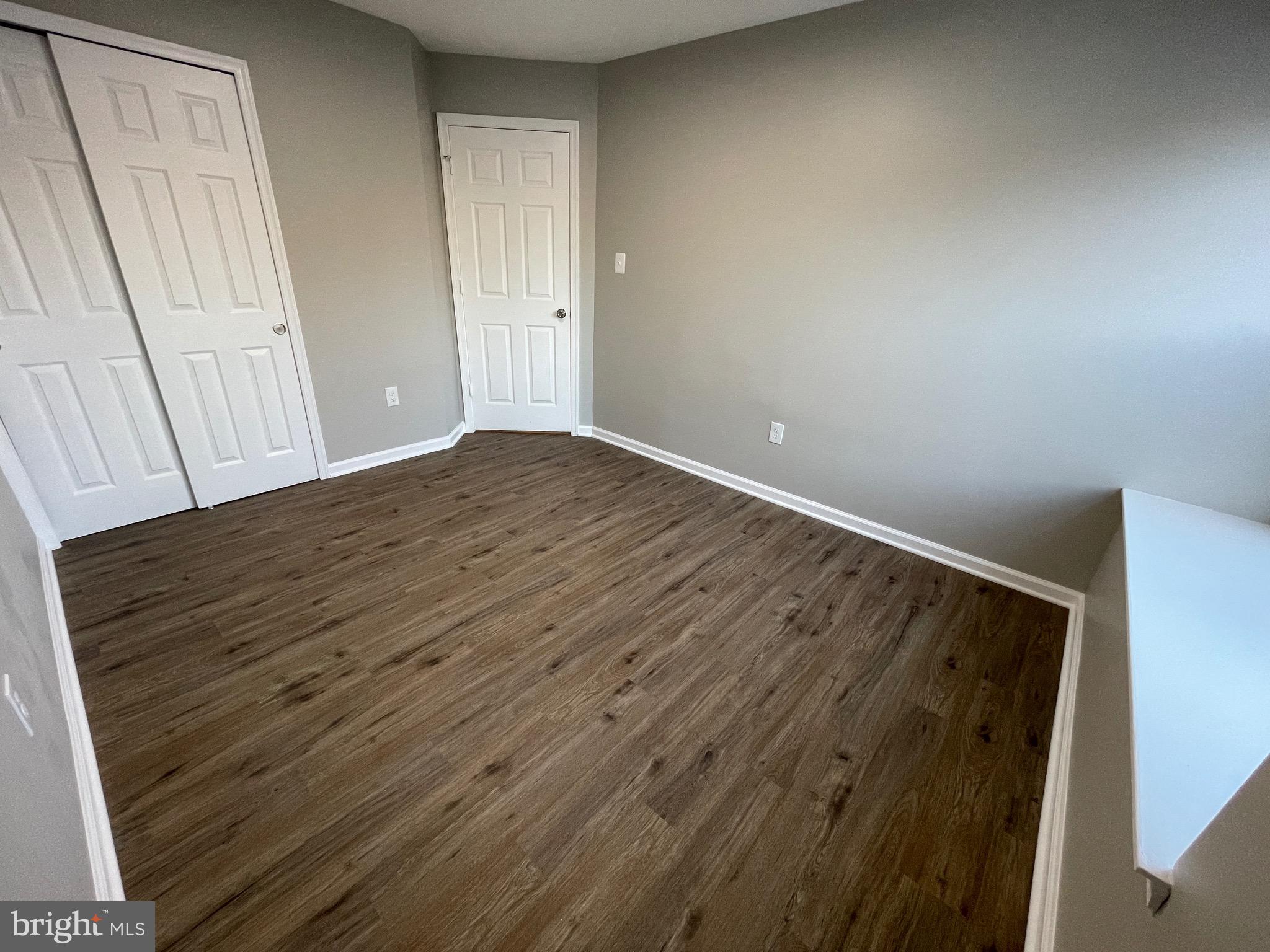 CLUSTERS AT WOODLAWN - Residential Lease