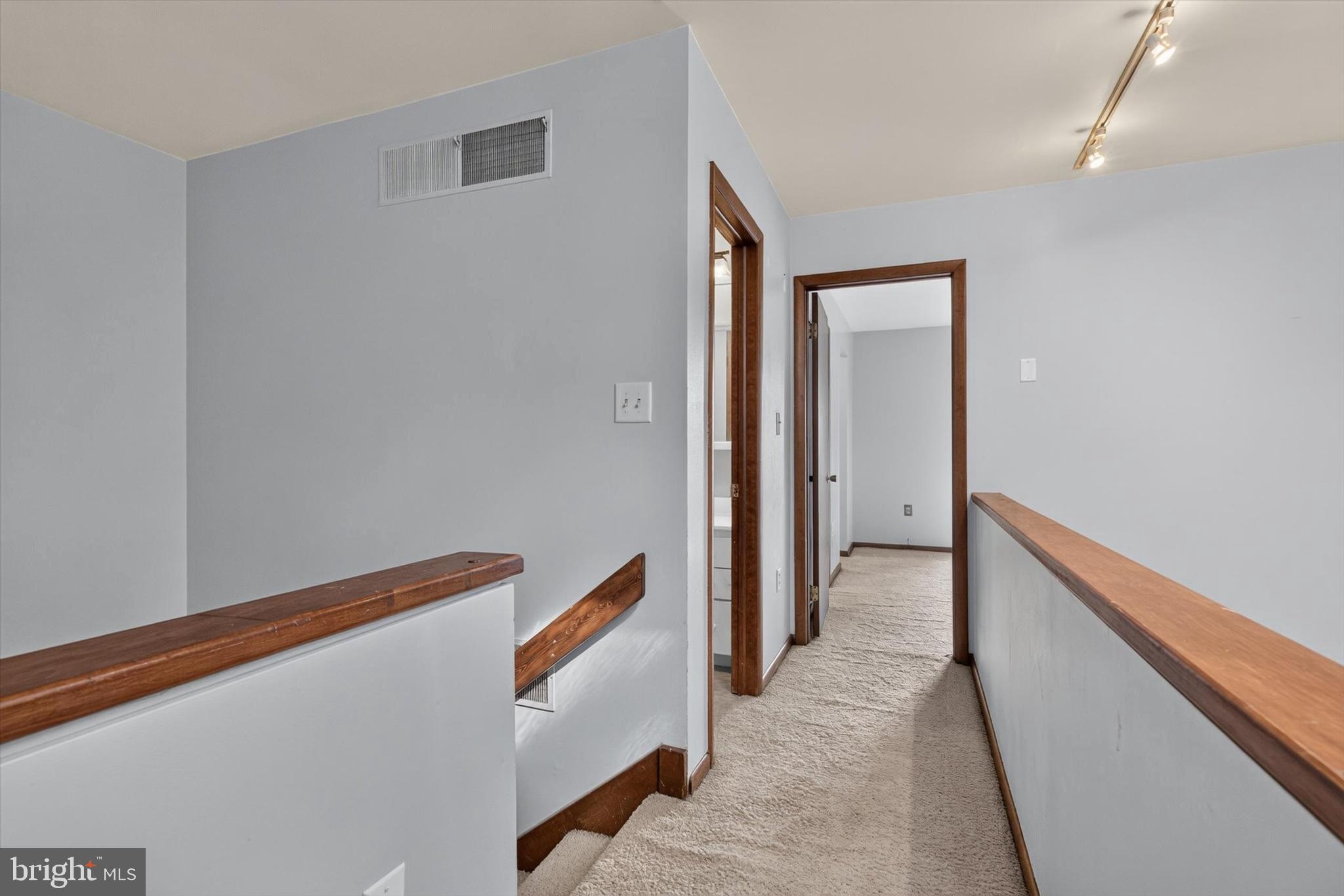 CEDAR RIDGE - Residential