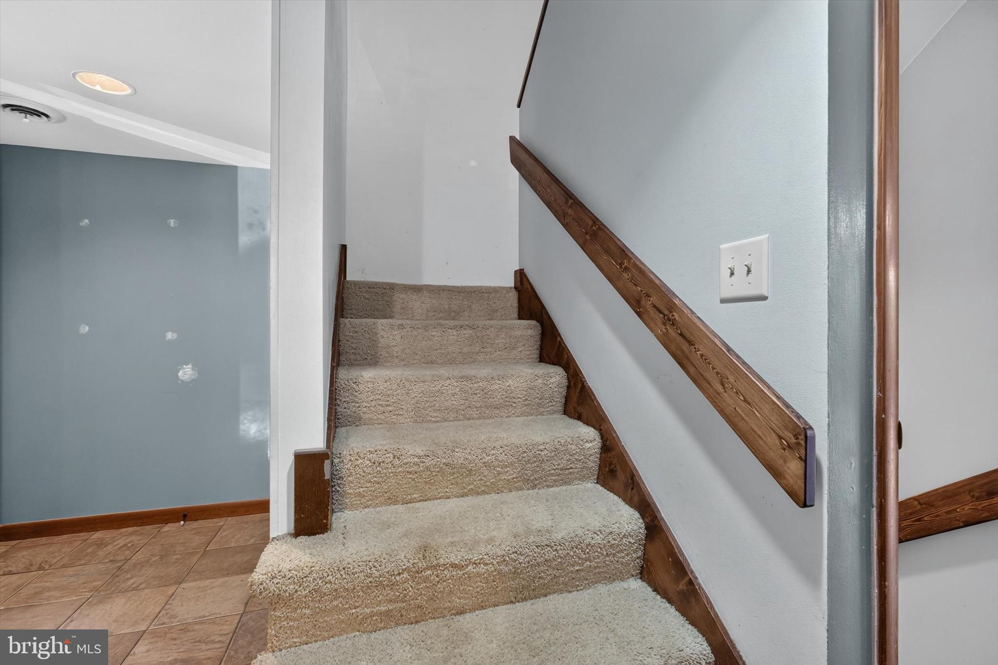 CEDAR RIDGE - Residential