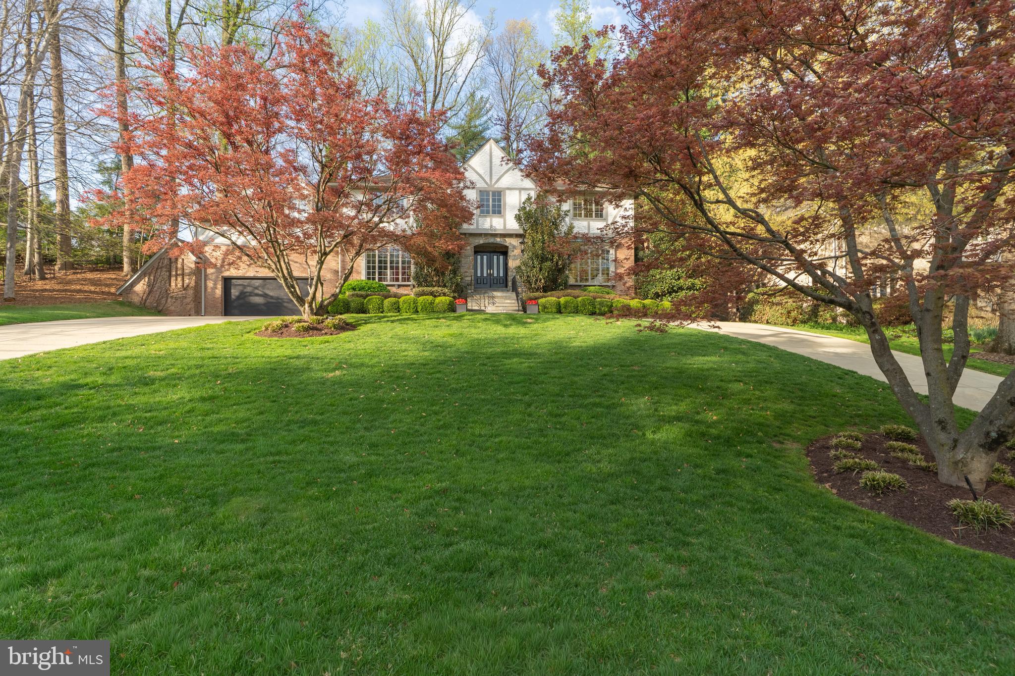 BANNOCKBURN ESTATES - Residential