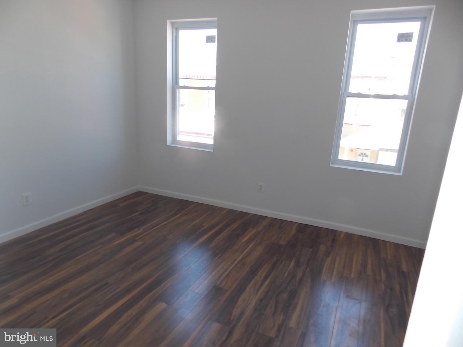 MILL CREEK - Residential