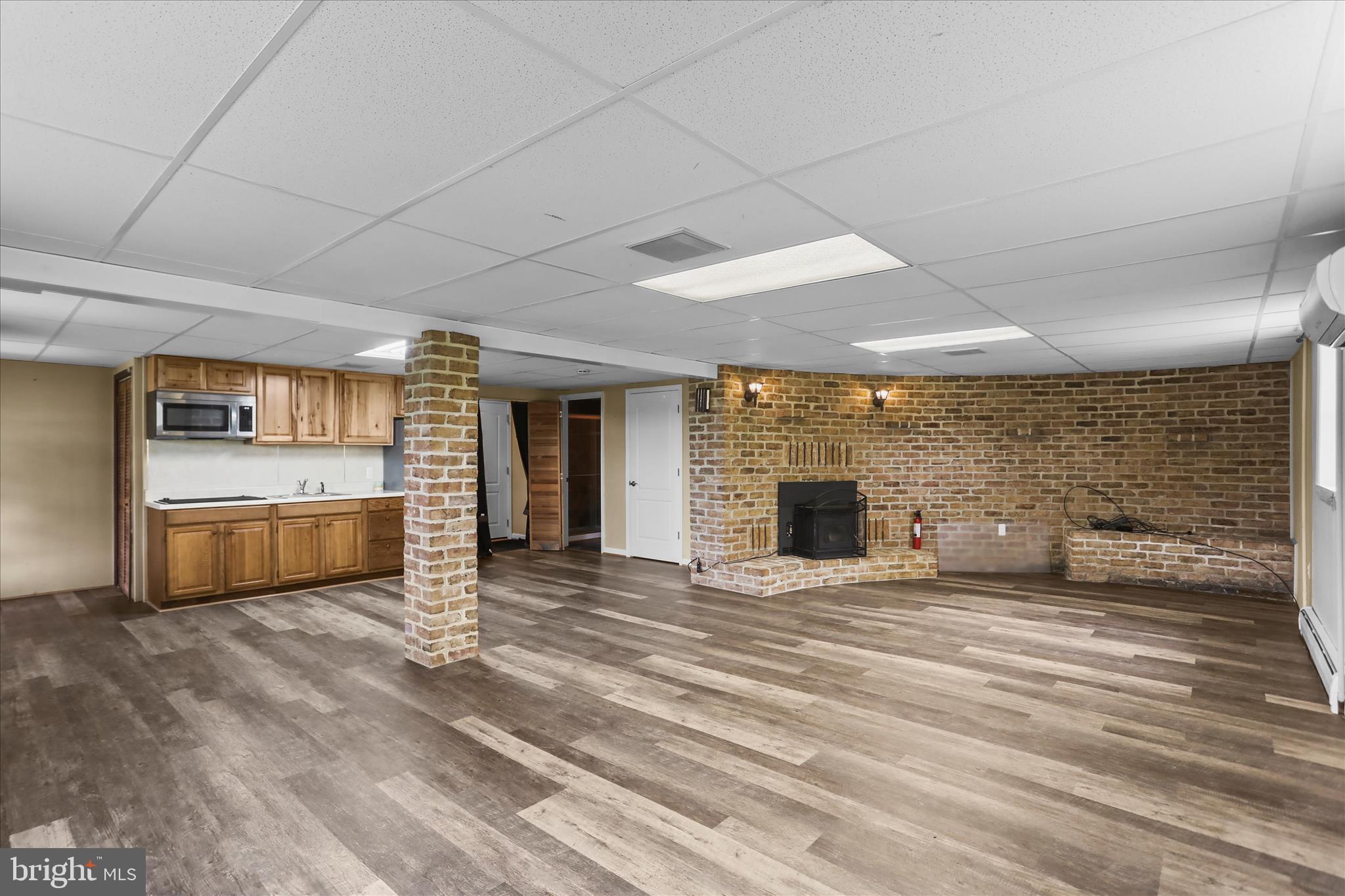 KIMBERLY ACRES - Residential
