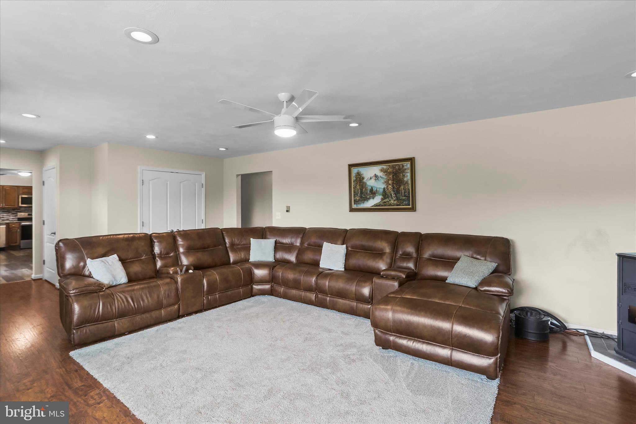 KIMBERLY ACRES - Residential