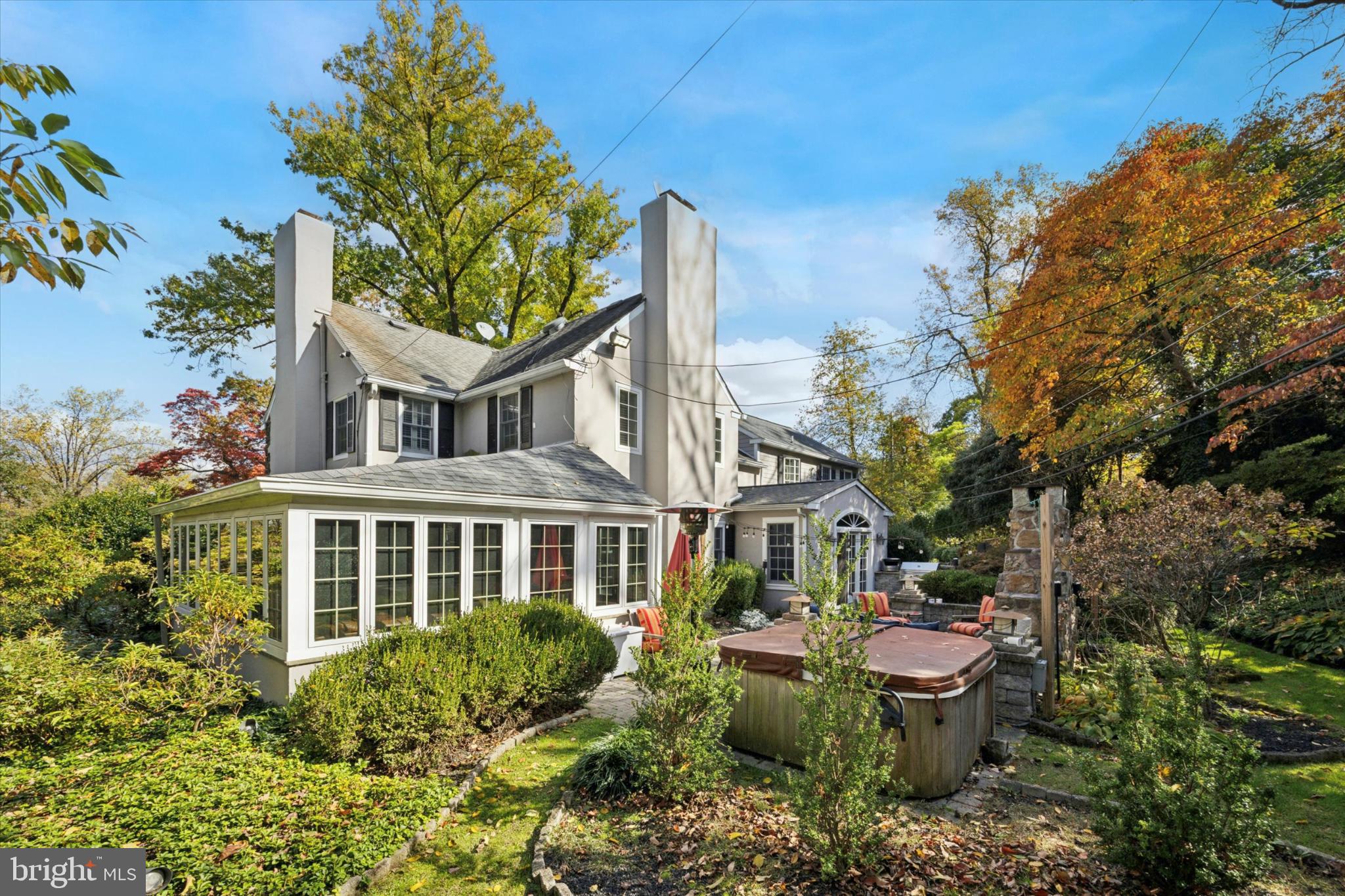 GLADWYNE - Residential
