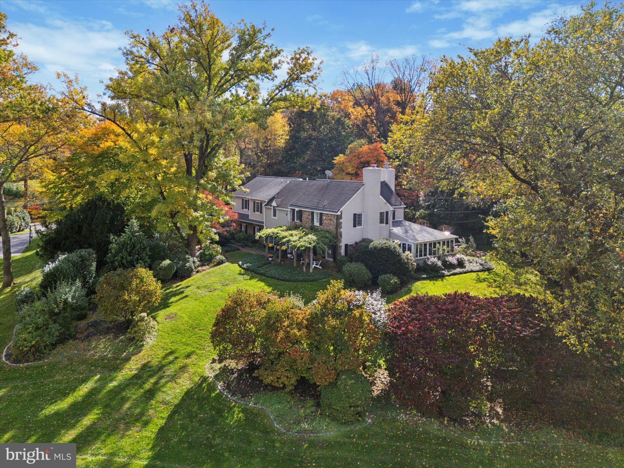 GLADWYNE - Residential