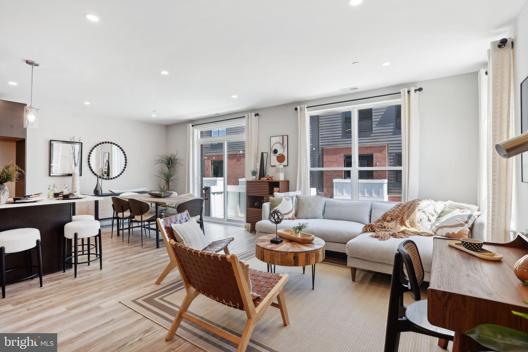 RIVER PLACE - Residential