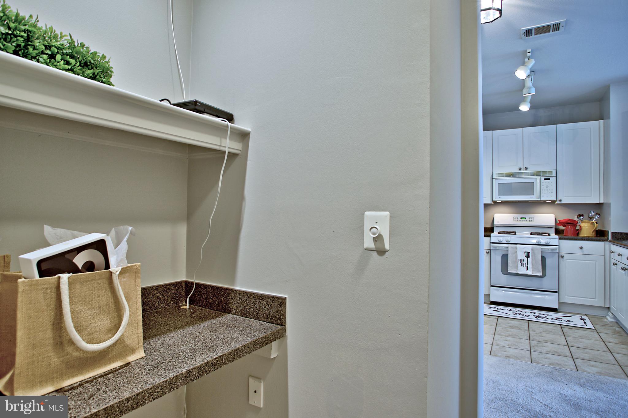 MARQUIS AT VIENNA STATION - Residential