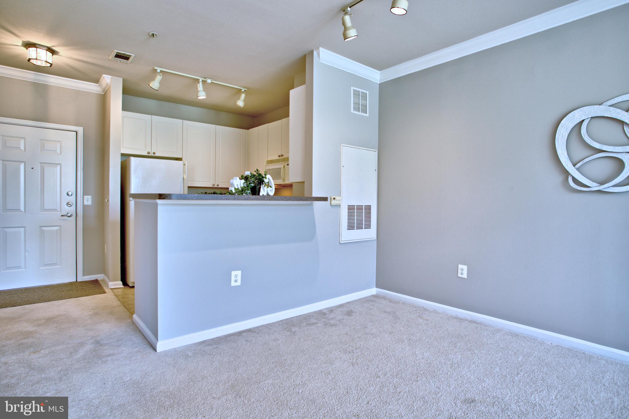 MARQUIS AT VIENNA STATION - Residential